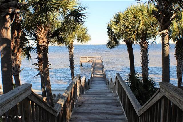 Magnolia Bay Club - Residential