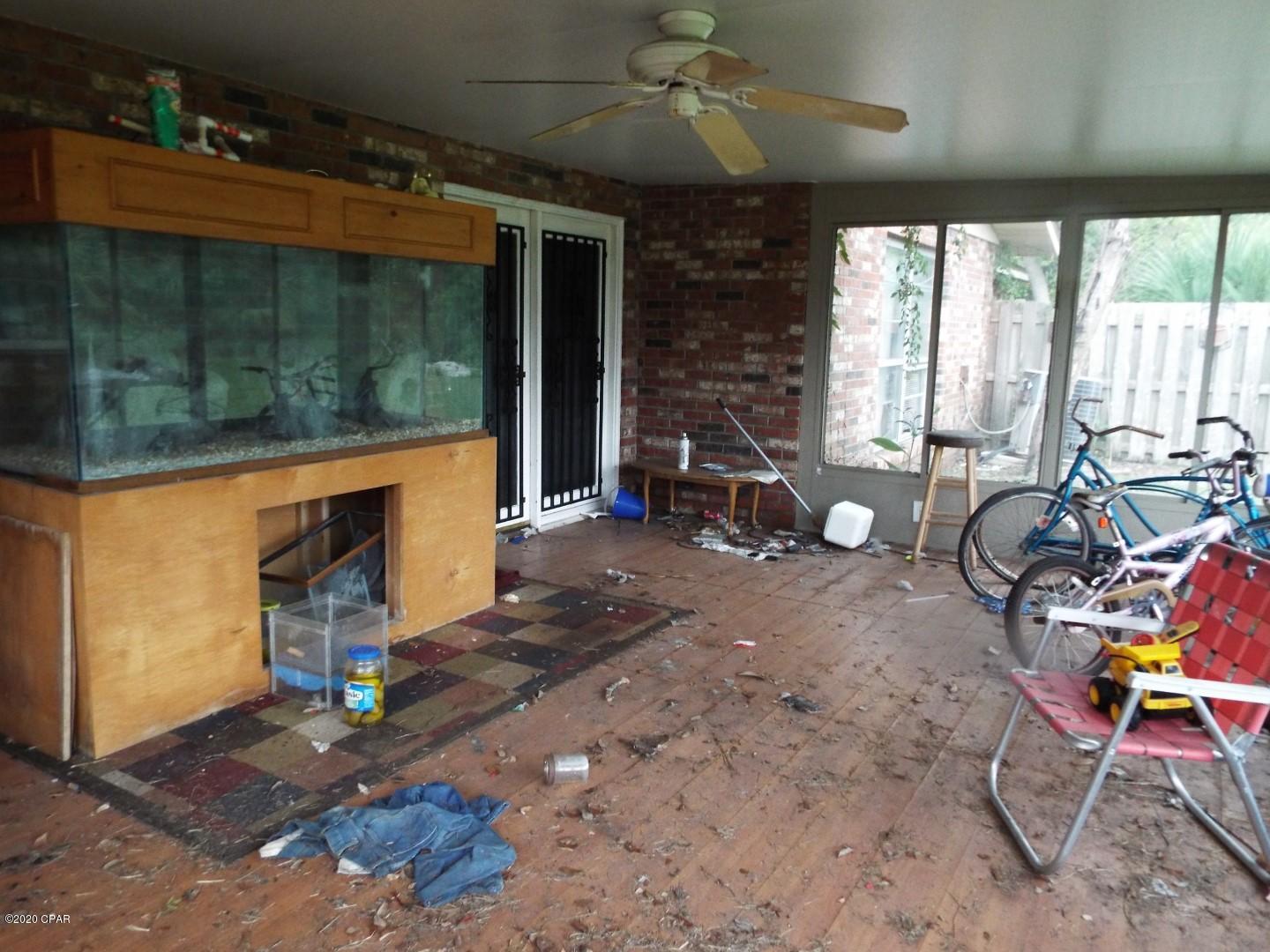 Bay Park Manor - Residential