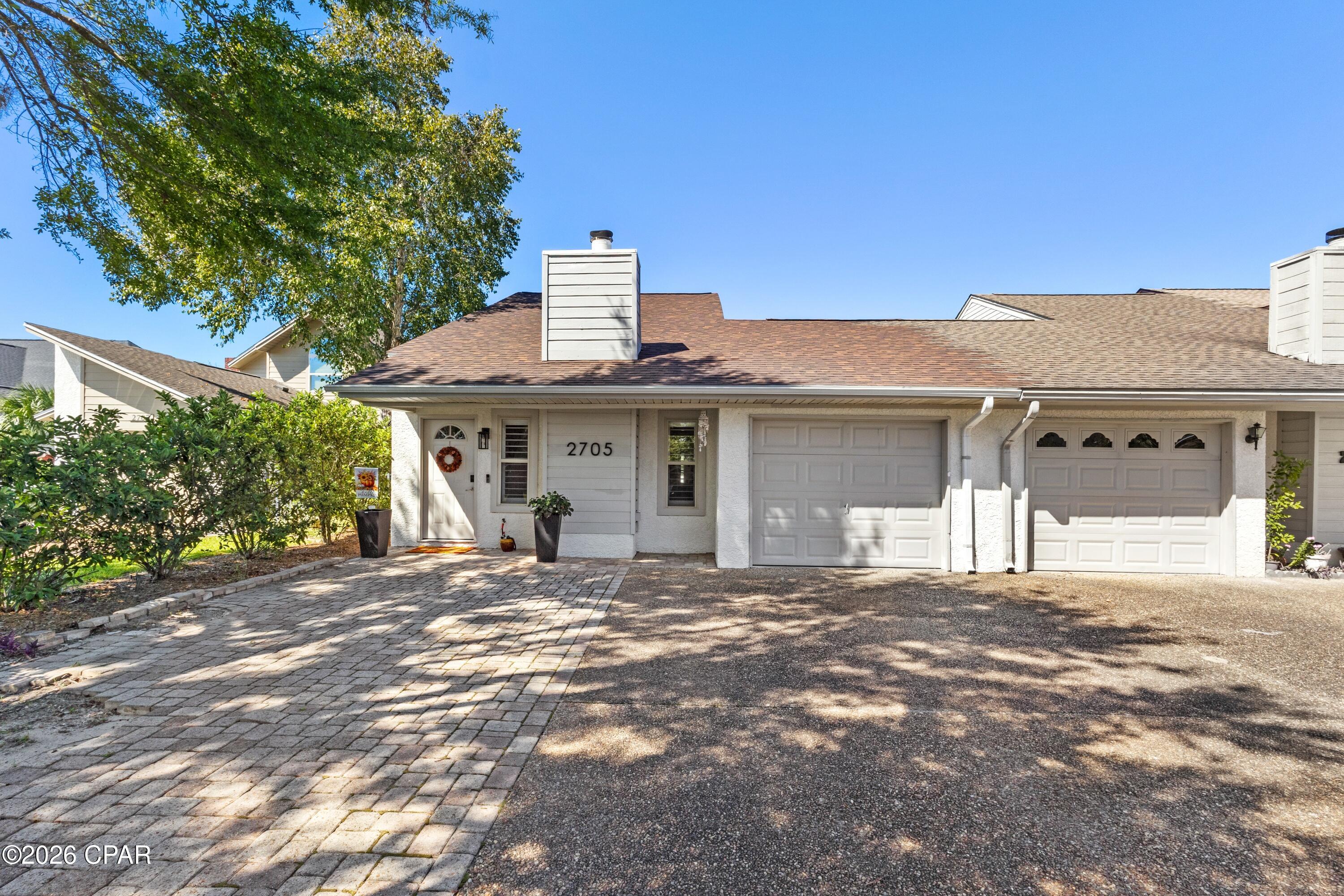 2705 Country Club Drive
