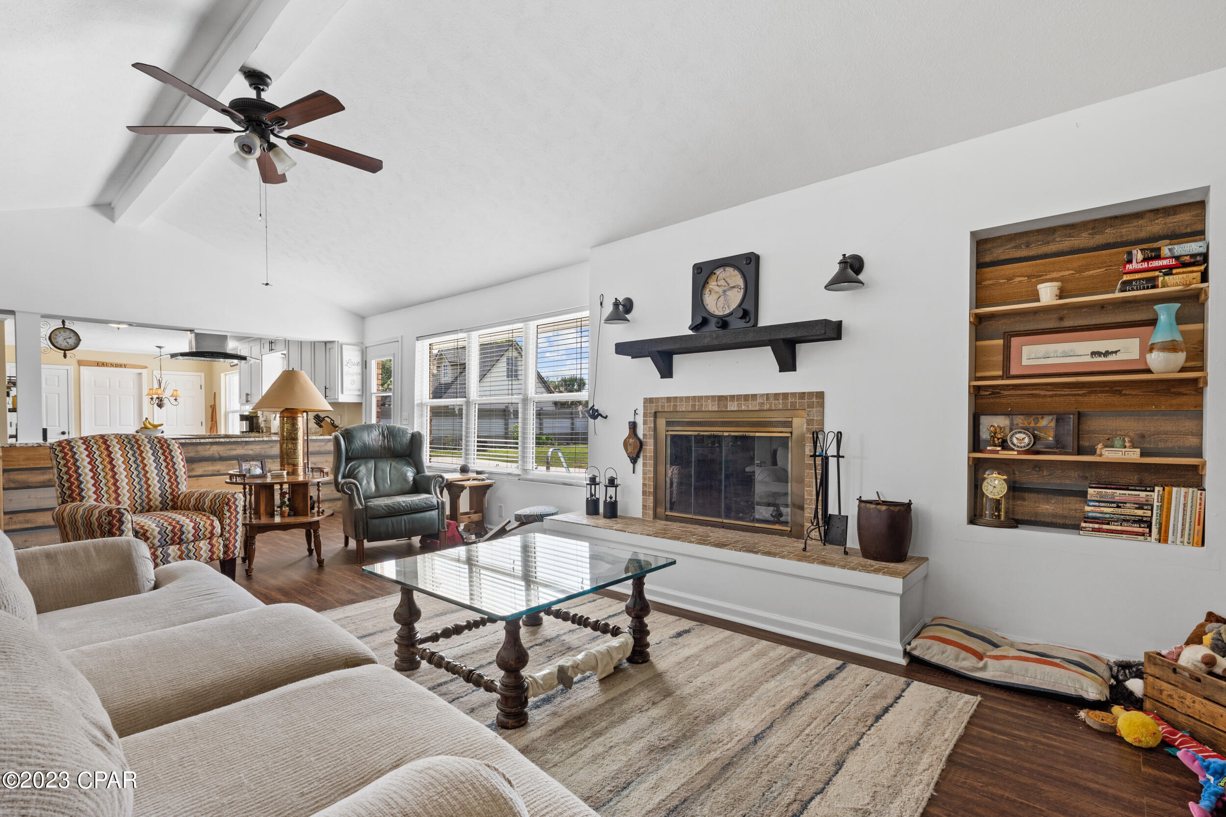 Baywood Shores Estates - Residential