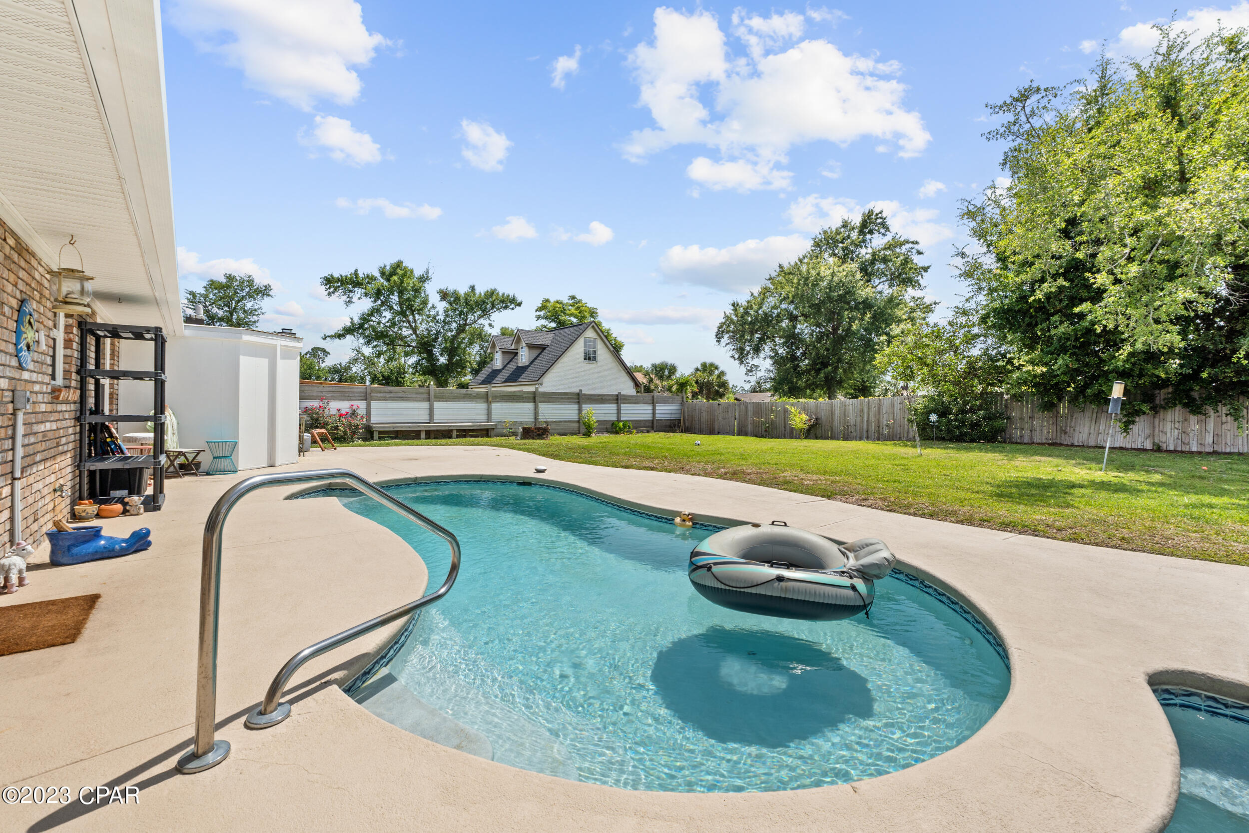 Baywood Shores Estates - Residential