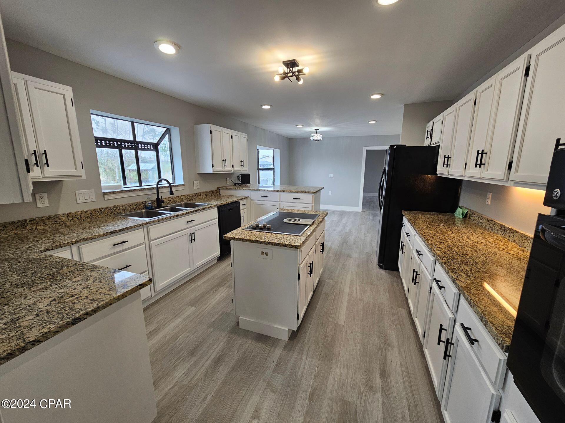 Kings Point Harb. U-1 - Residential Lease