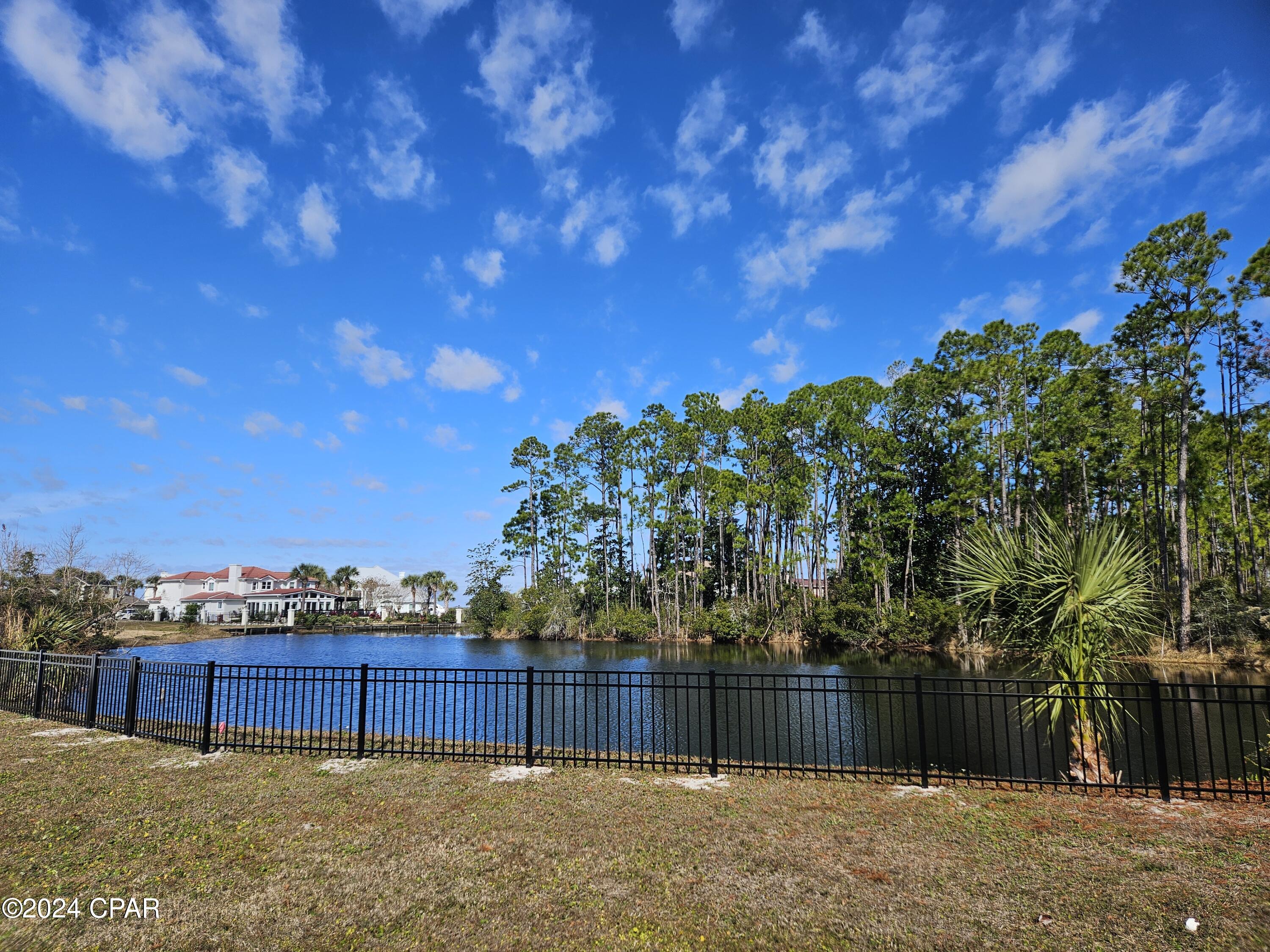 Kings Point Harb. U-1 - Residential Lease