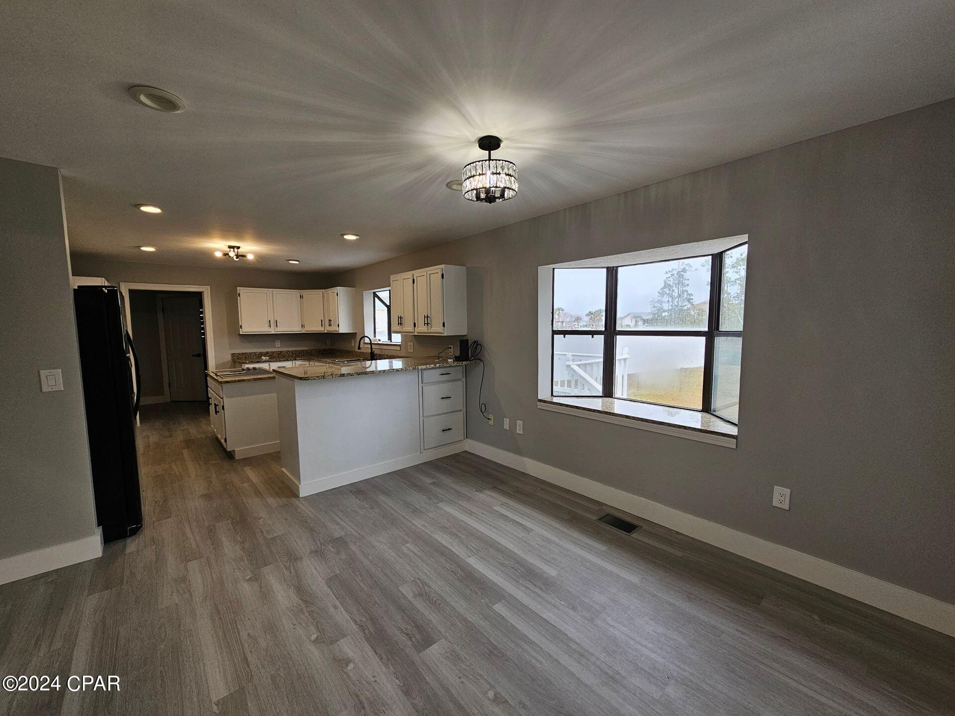 Kings Point Harb. U-1 - Residential Lease