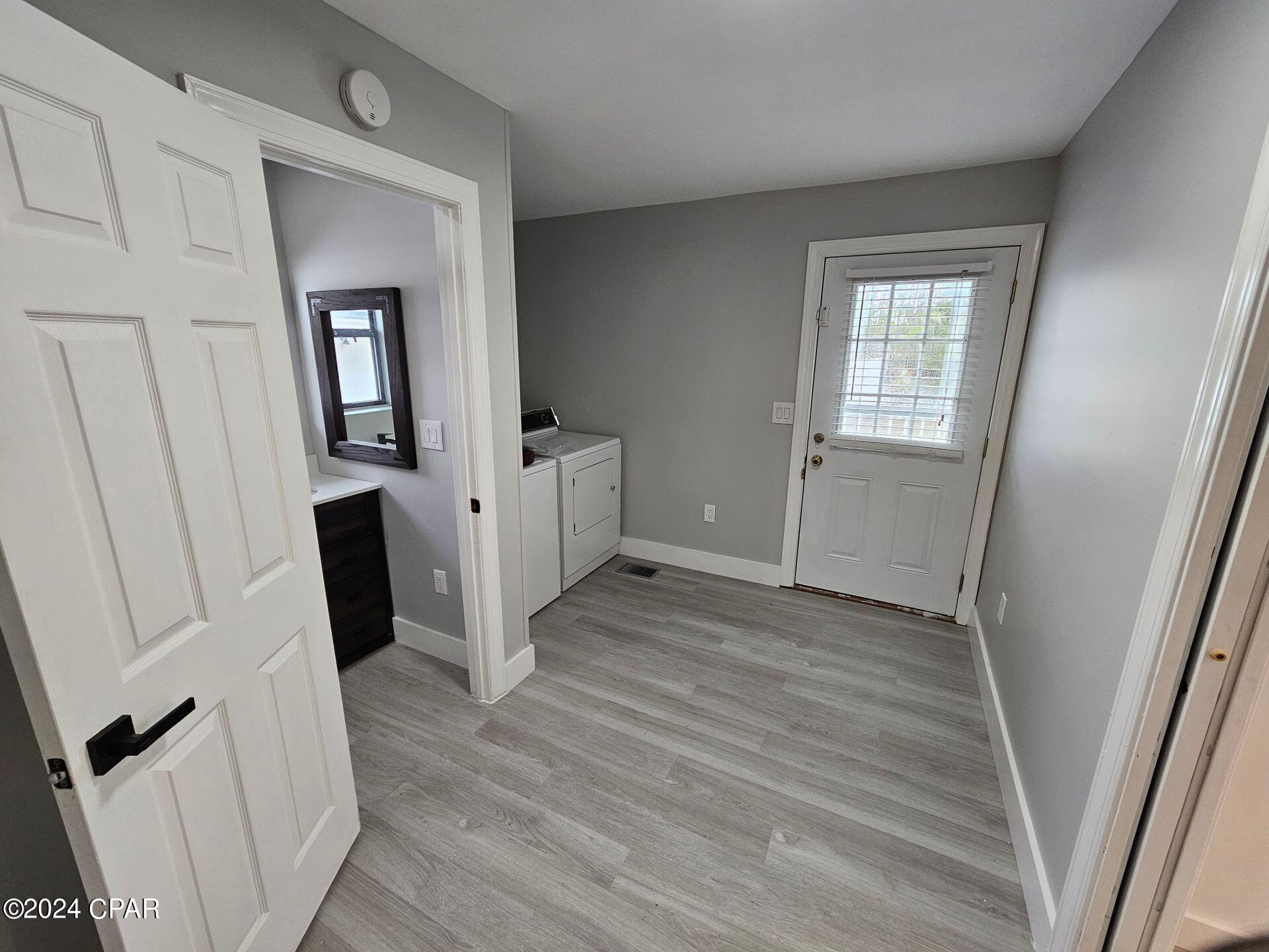 Kings Point Harb. U-1 - Residential Lease