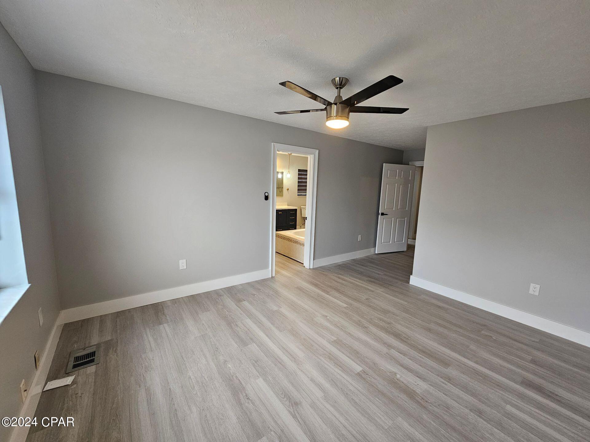 Kings Point Harb. U-1 - Residential Lease