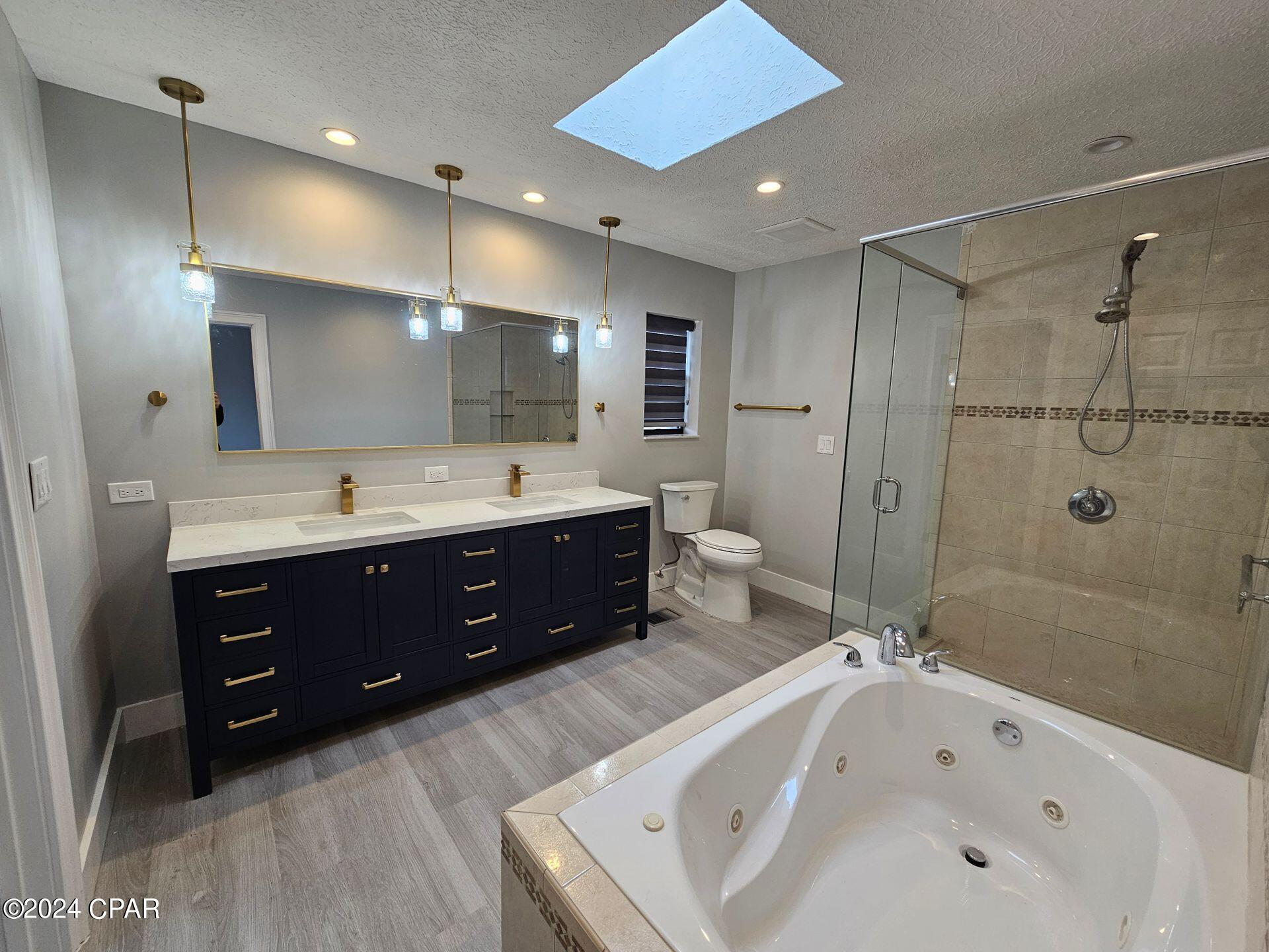 Kings Point Harb. U-1 - Residential Lease