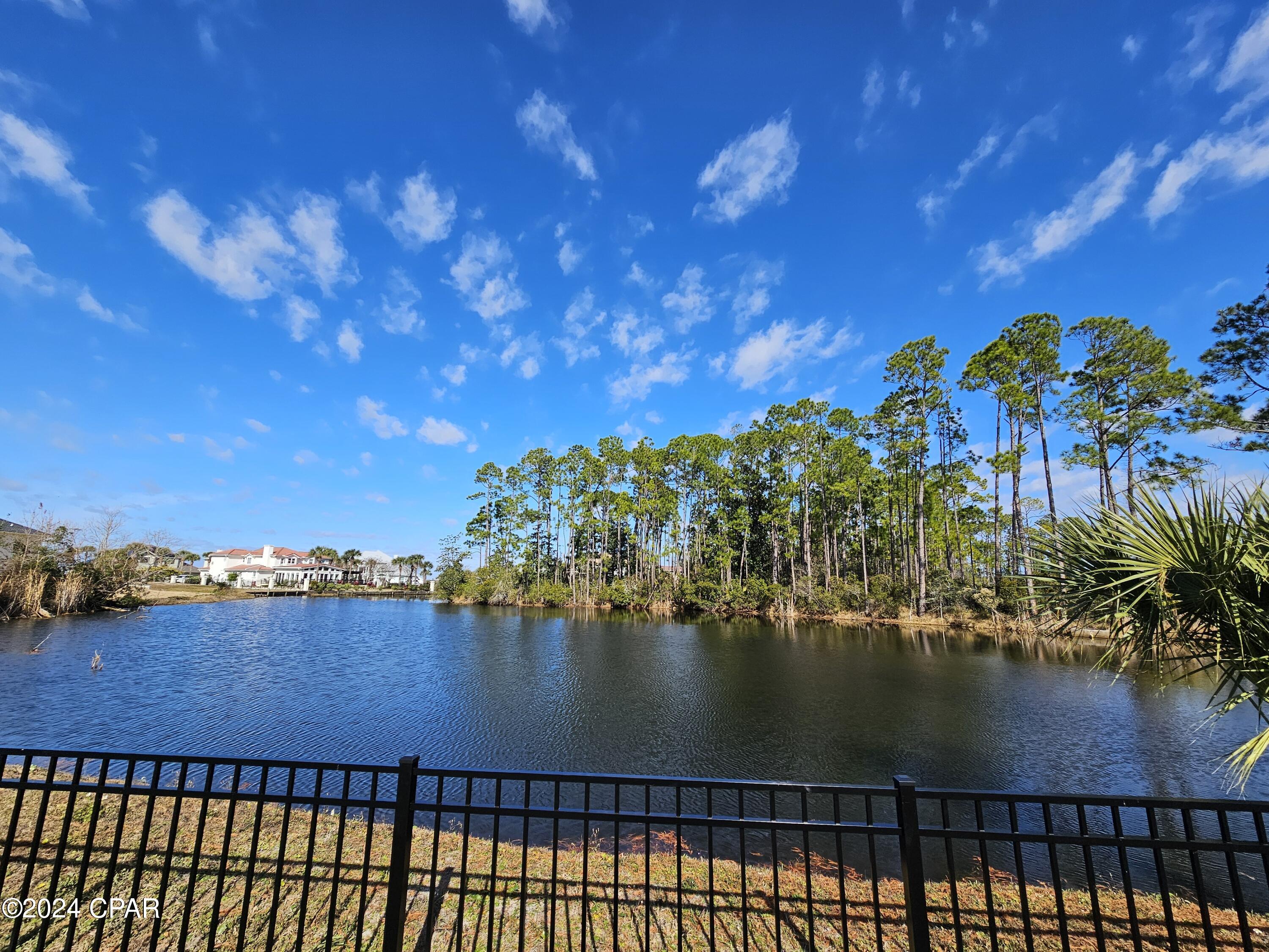 Kings Point Harb. U-1 - Residential Lease