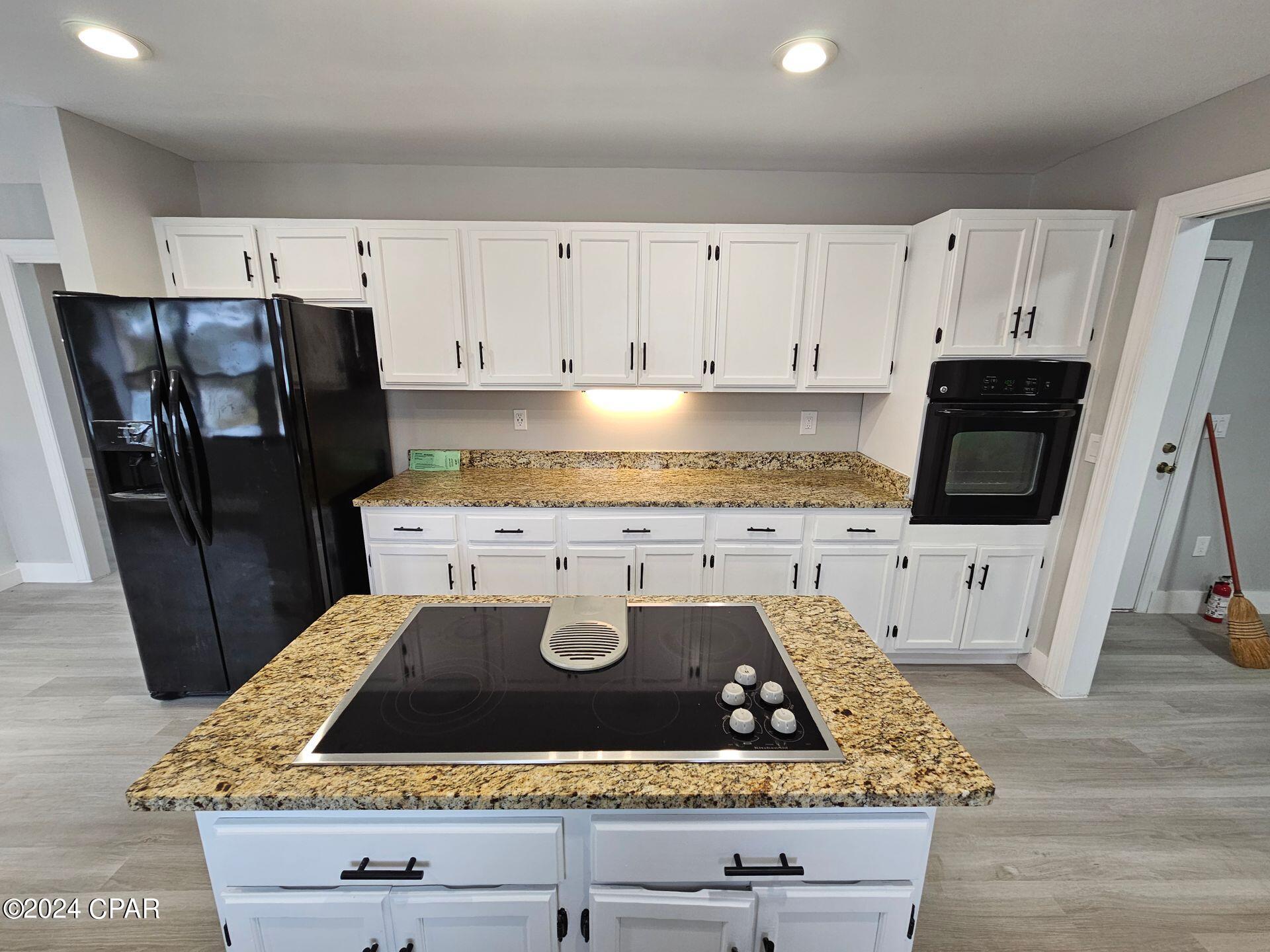 Kings Point Harb. U-1 - Residential Lease