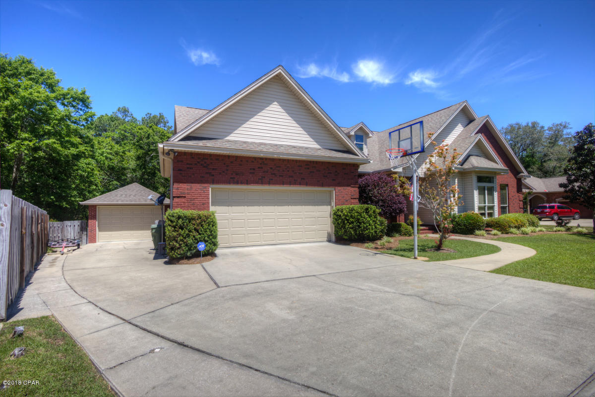 Forest Glenn - Residential