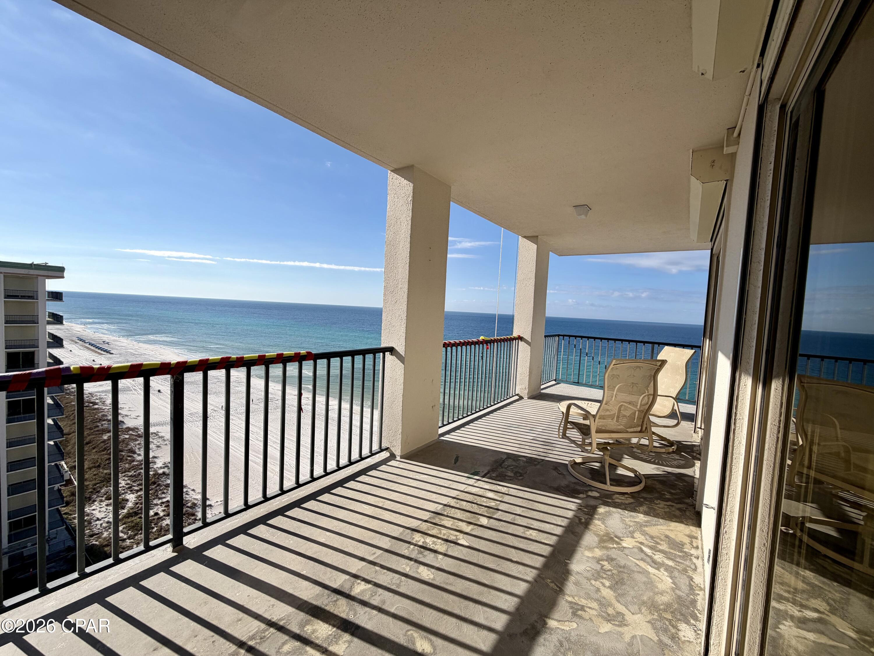 Summerwinds Condo - Residential