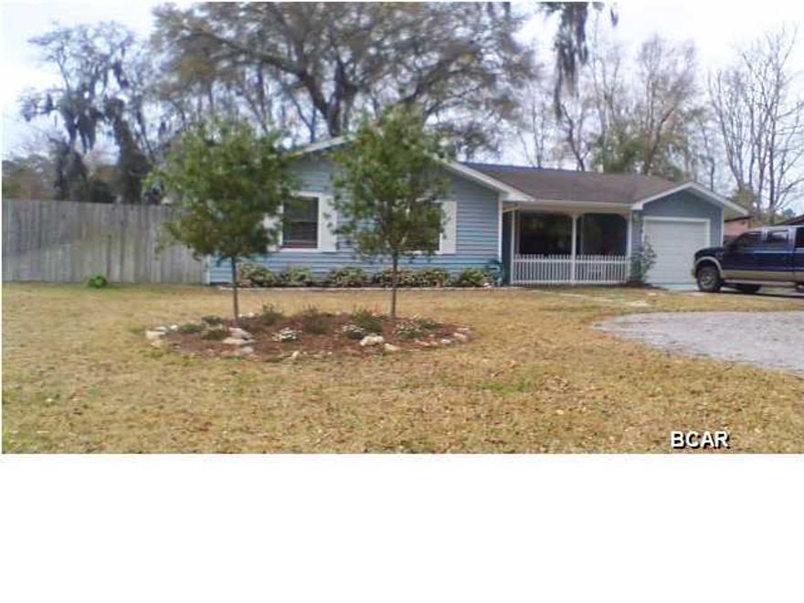 3BR 2BA home with 1 car garage, fireplace, tile & carpet floors, crown molding throughout. This home features a deck across the back of the home for entertaining.