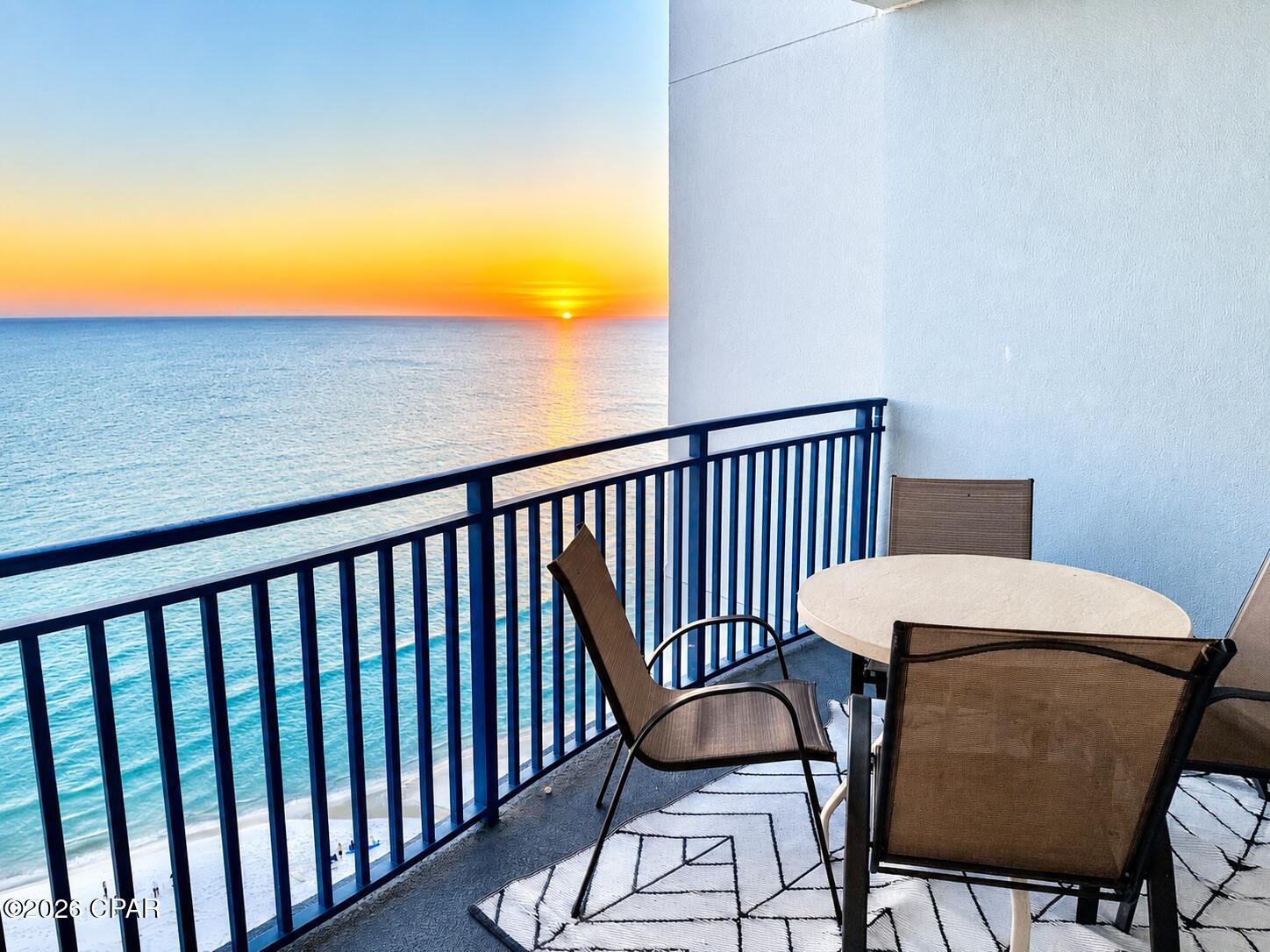 Sterling Breeze - Residential