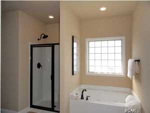 Lake Merial - Residential