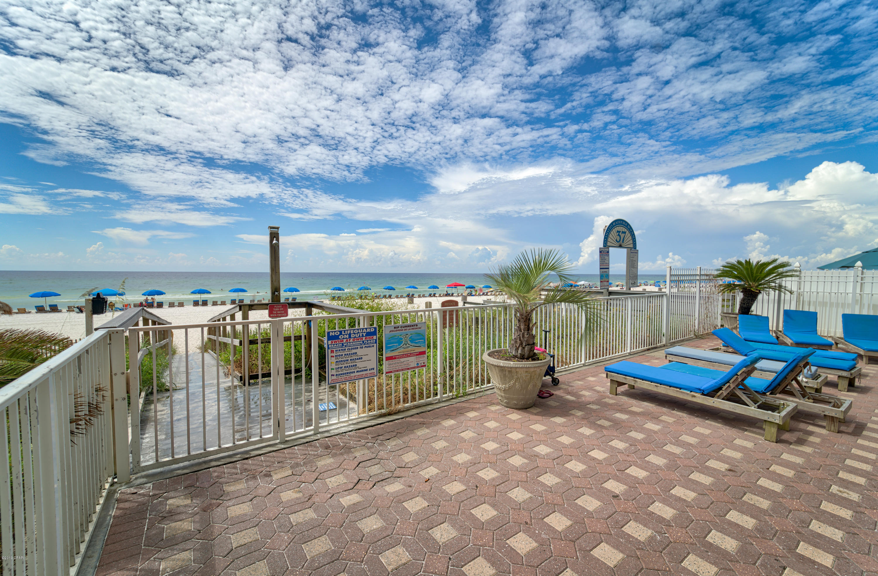 Grandview East At Long Beach - Residential