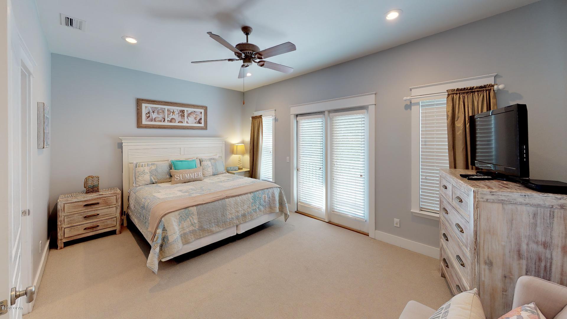 Village Of Sugar Beach 1st Add - Residential