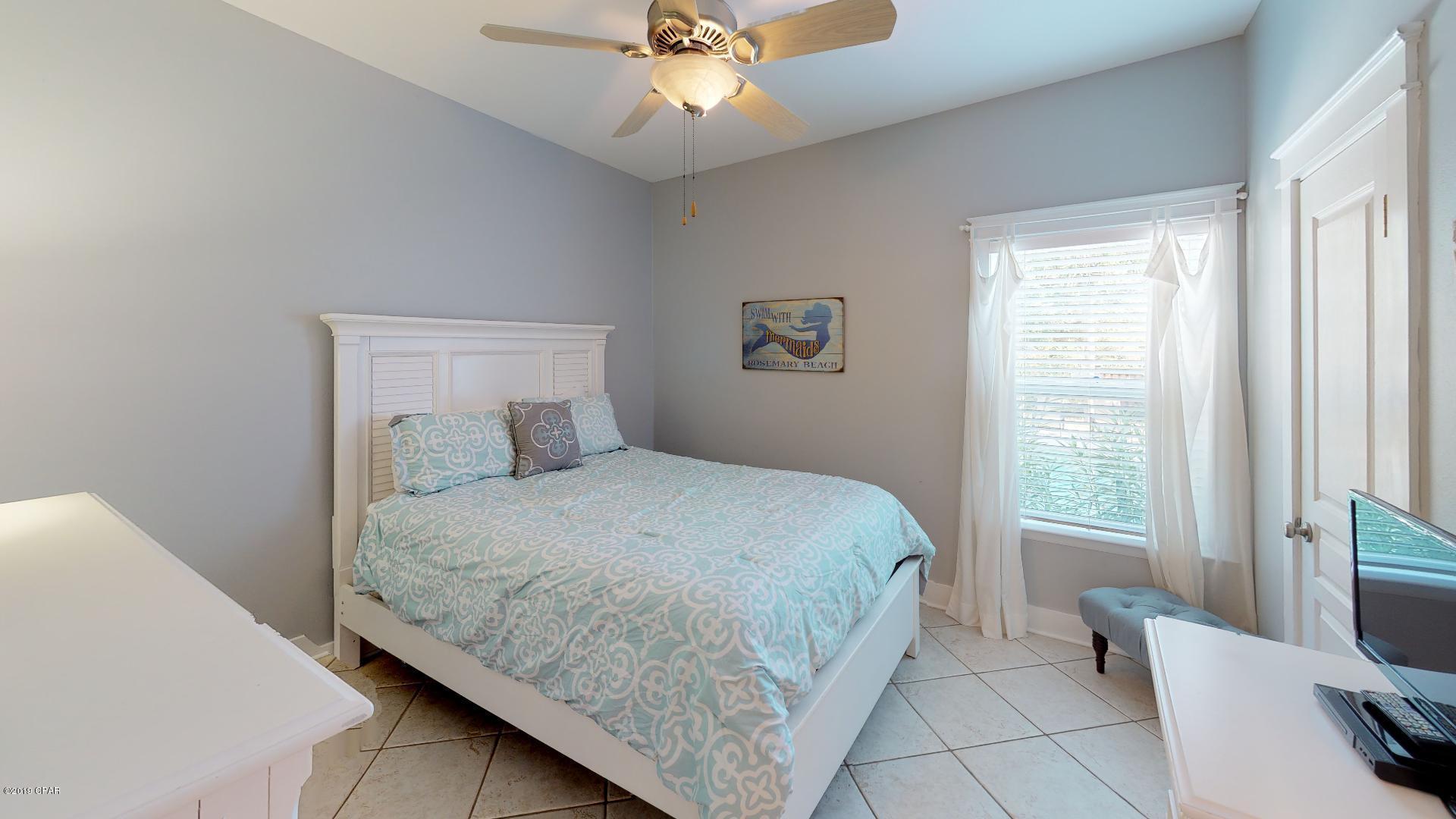 Village Of Sugar Beach 1st Add - Residential