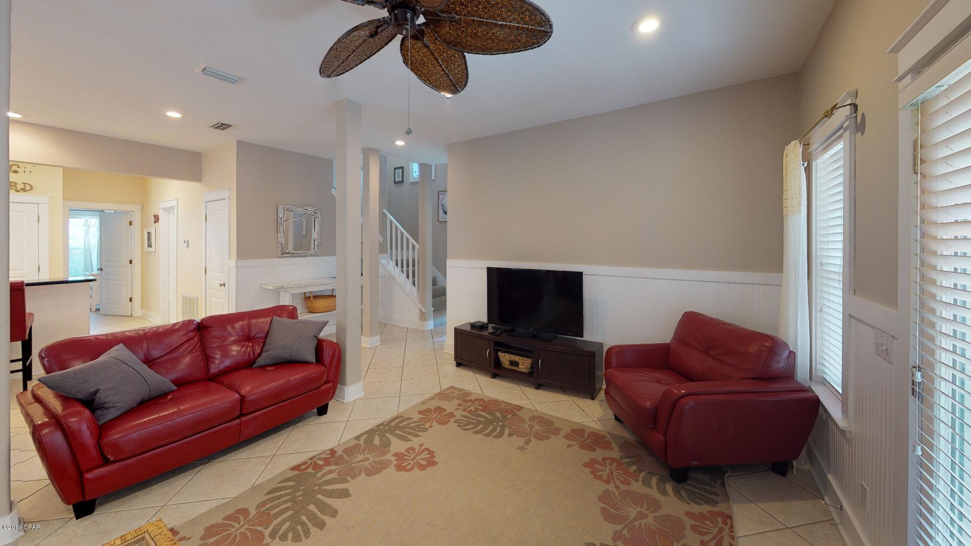 Village Of Sugar Beach 1st Add - Residential