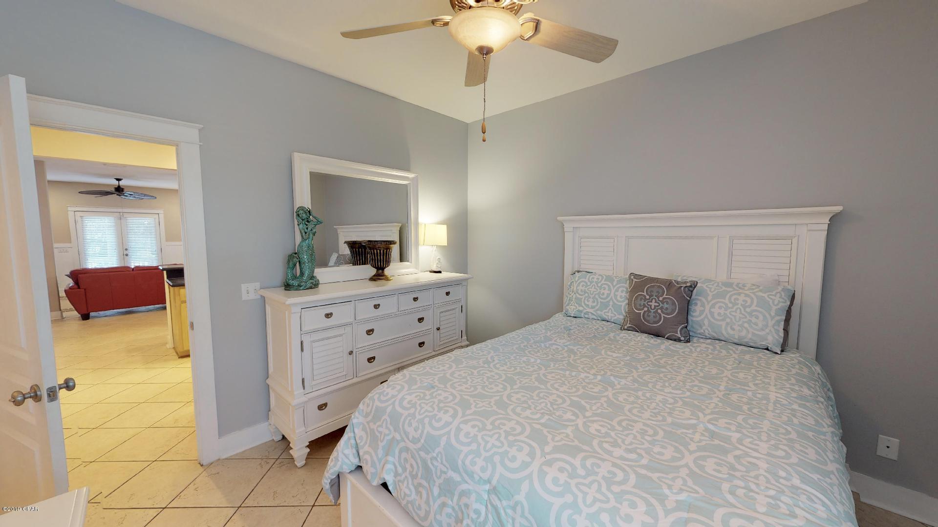 Village Of Sugar Beach 1st Add - Residential