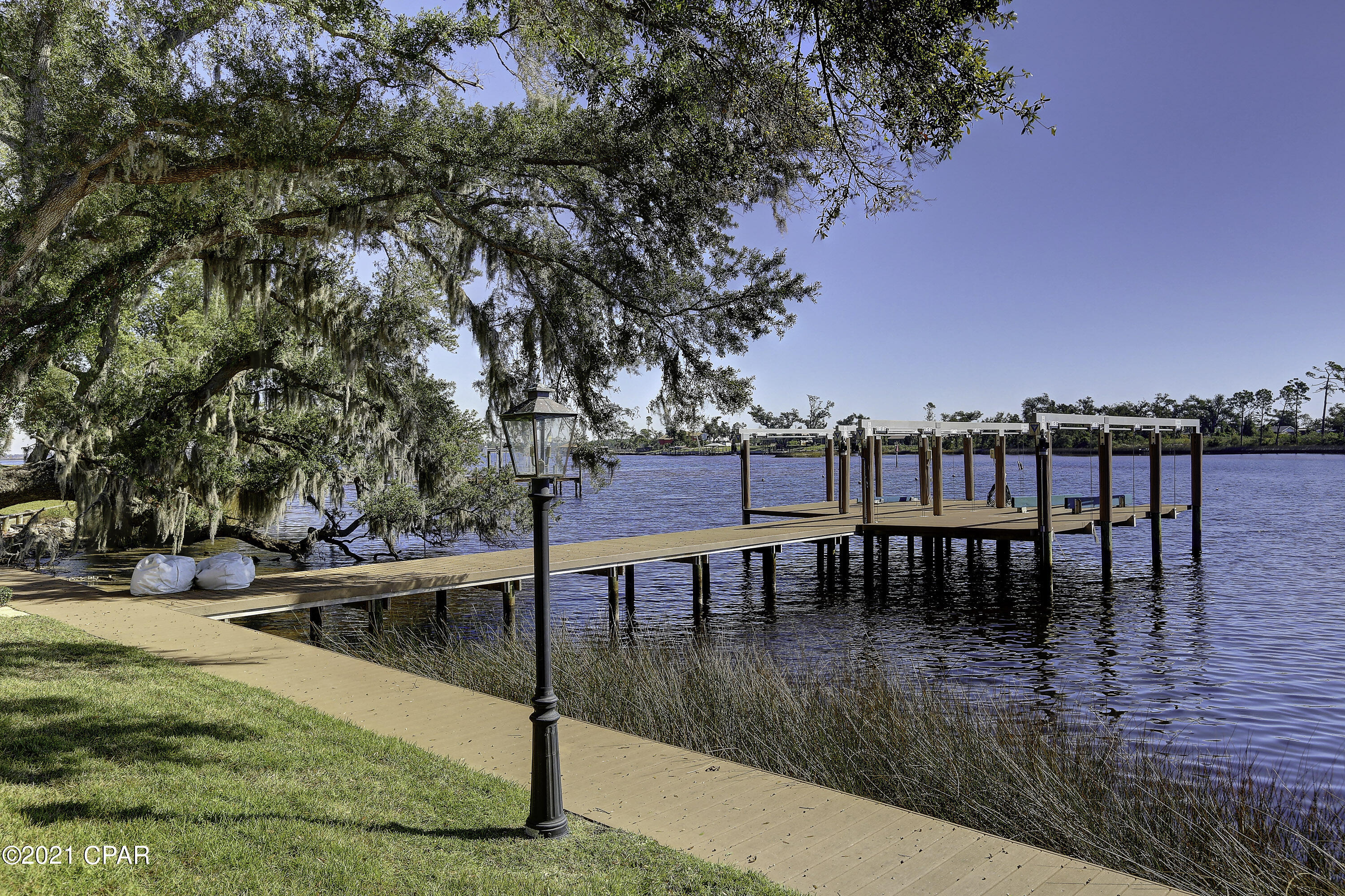 Leisure Shores - Residential