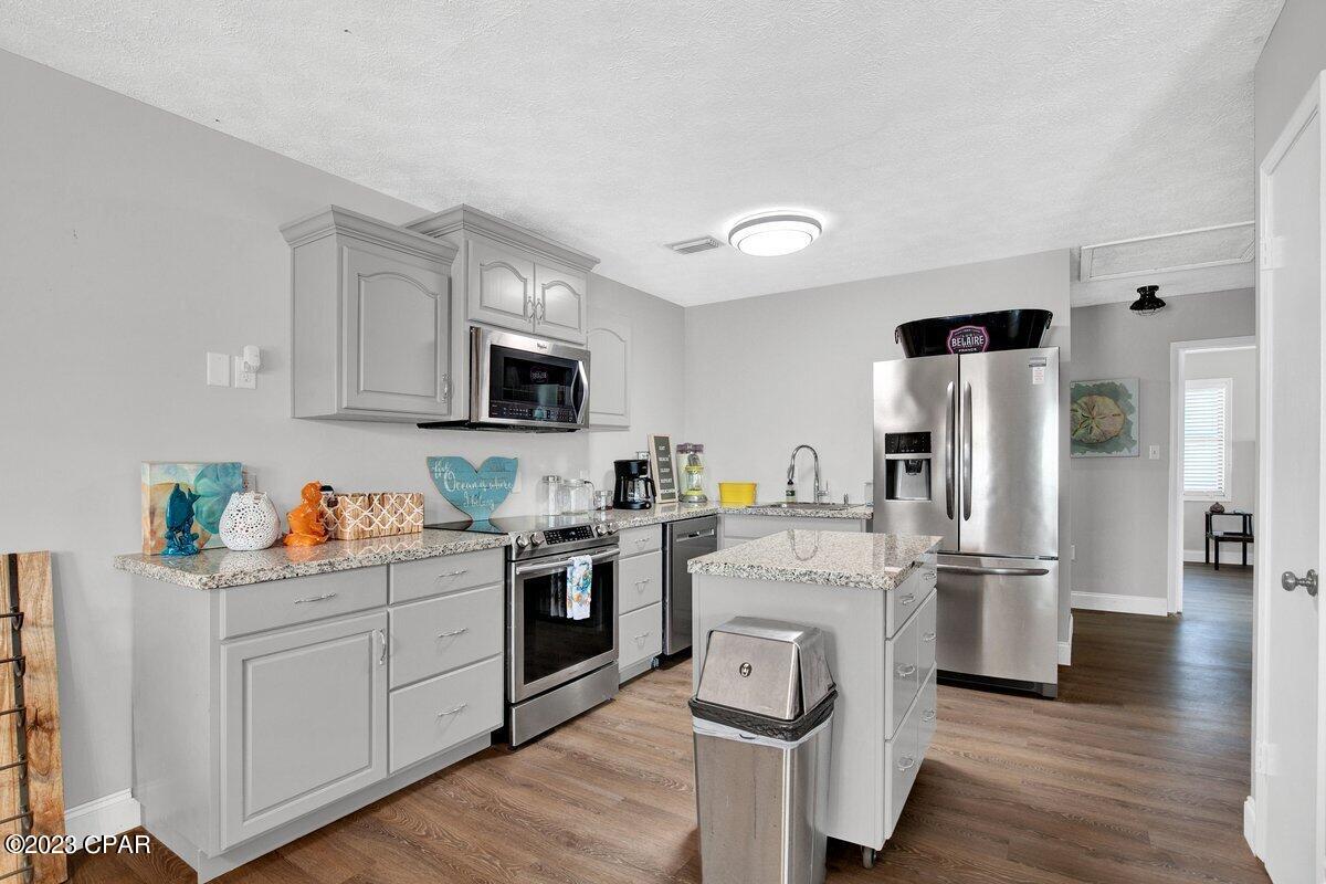 Bel Air - Residential