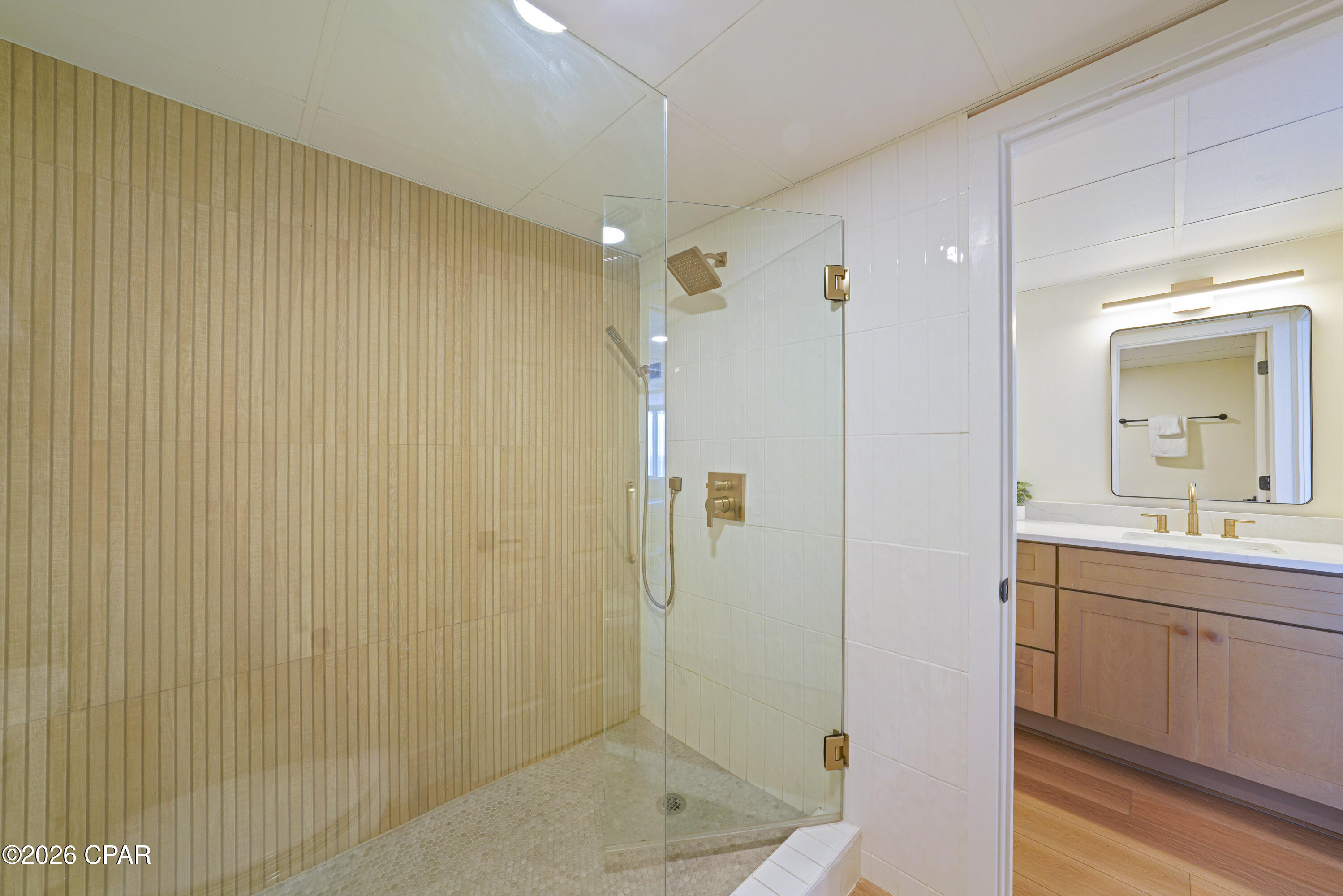 Long Beach Towers I - Residential