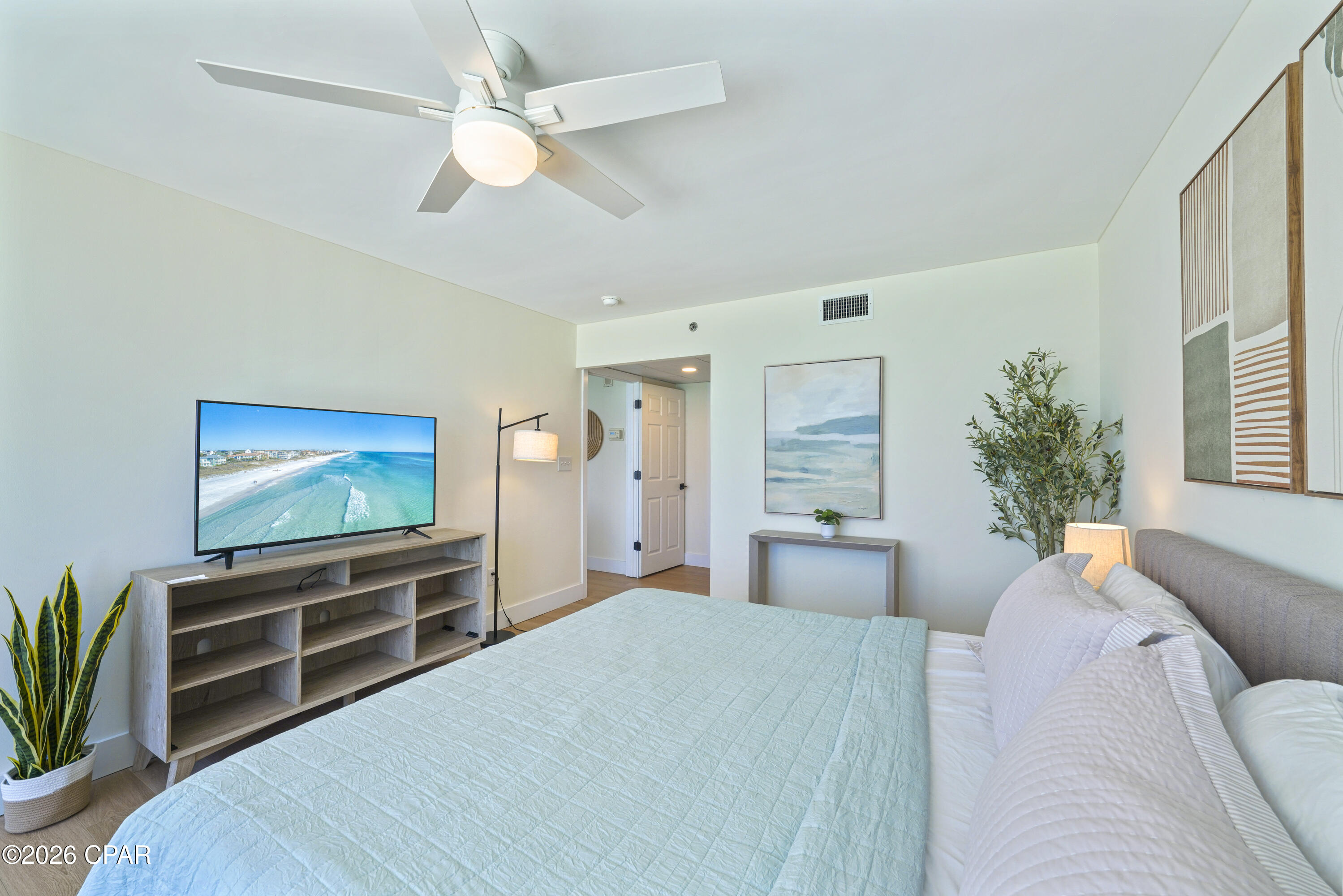 Long Beach Towers I - Residential