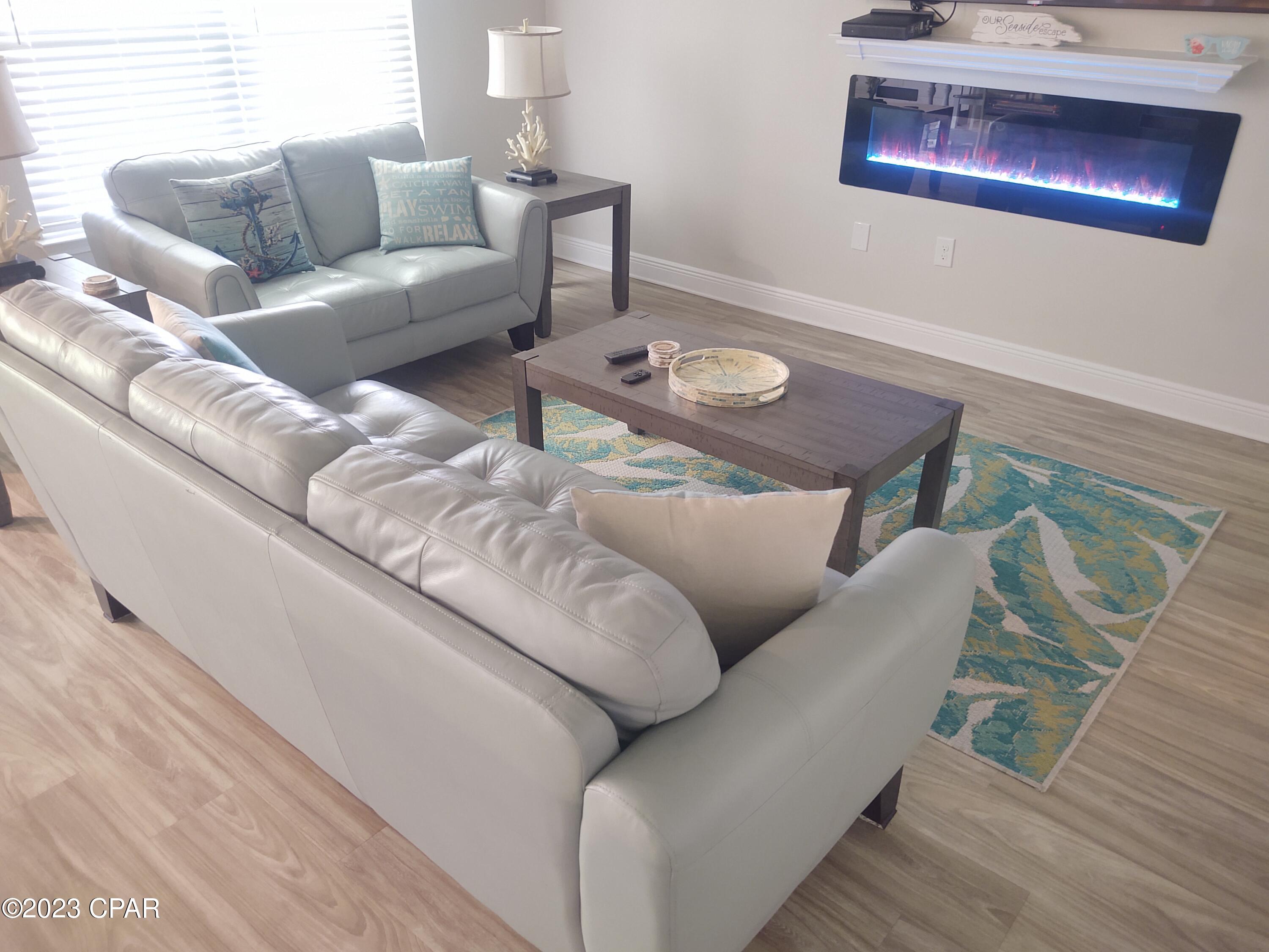 Emerald Cove Villas - Residential