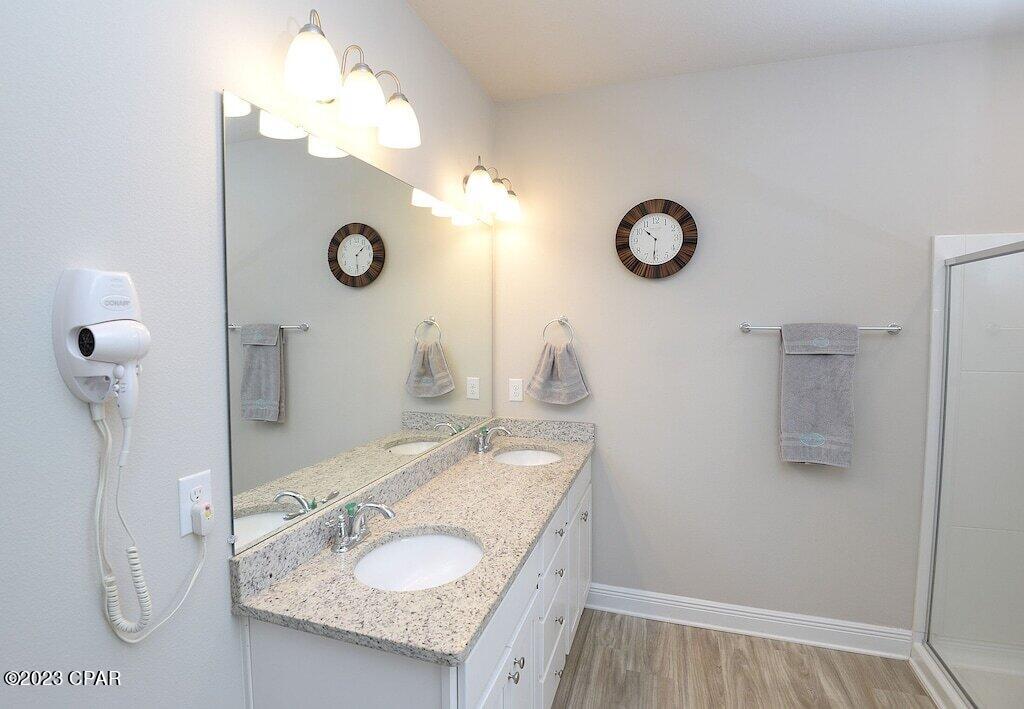 Emerald Cove Villas - Residential