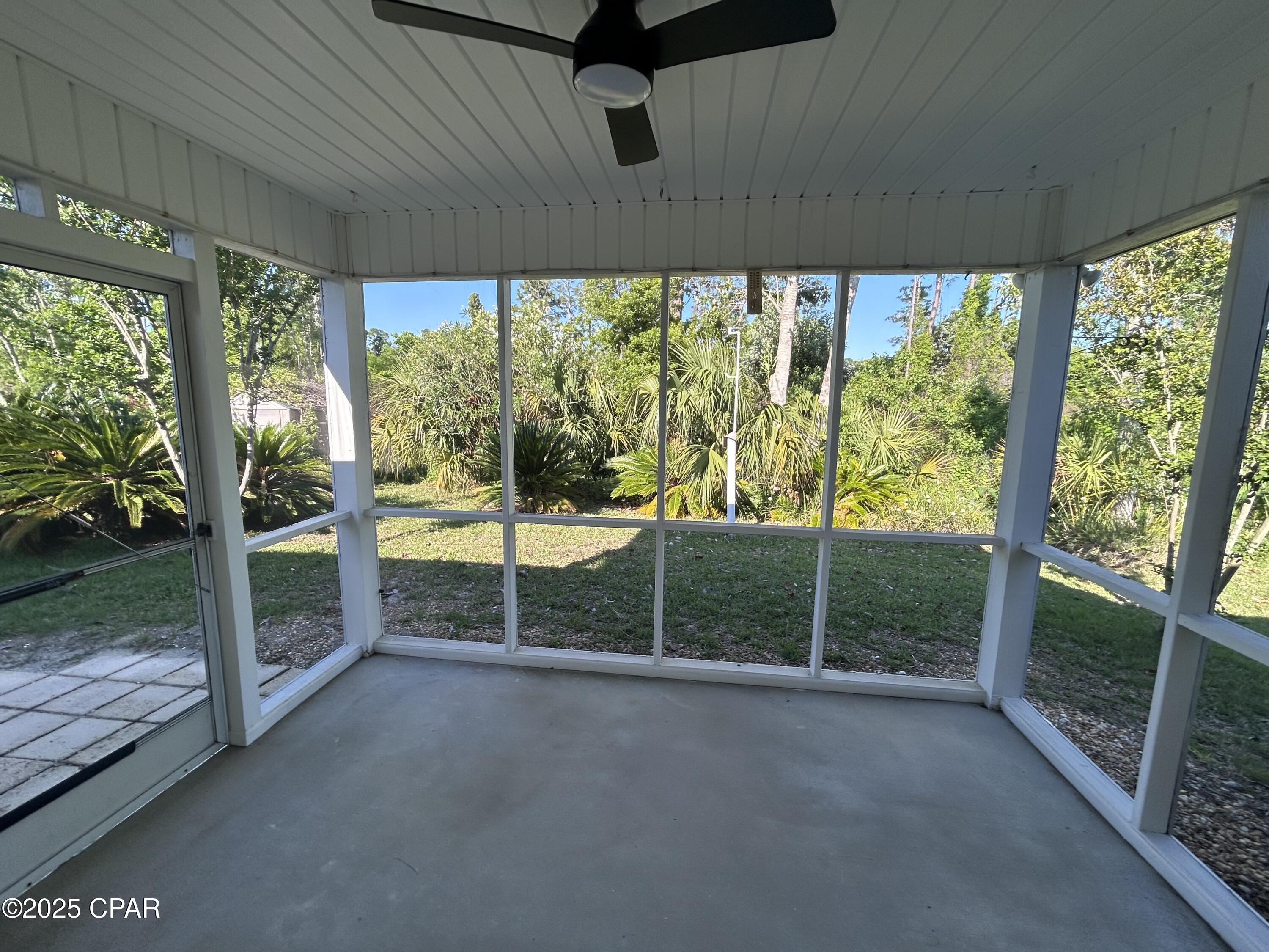 North Lagoon Oaks 8th Add - Residential