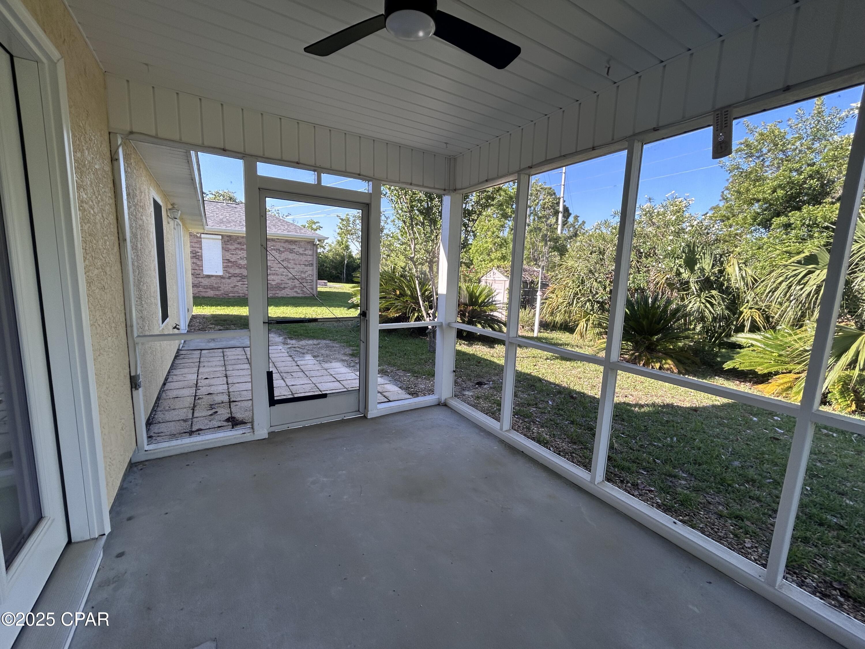 North Lagoon Oaks 8th Add - Residential