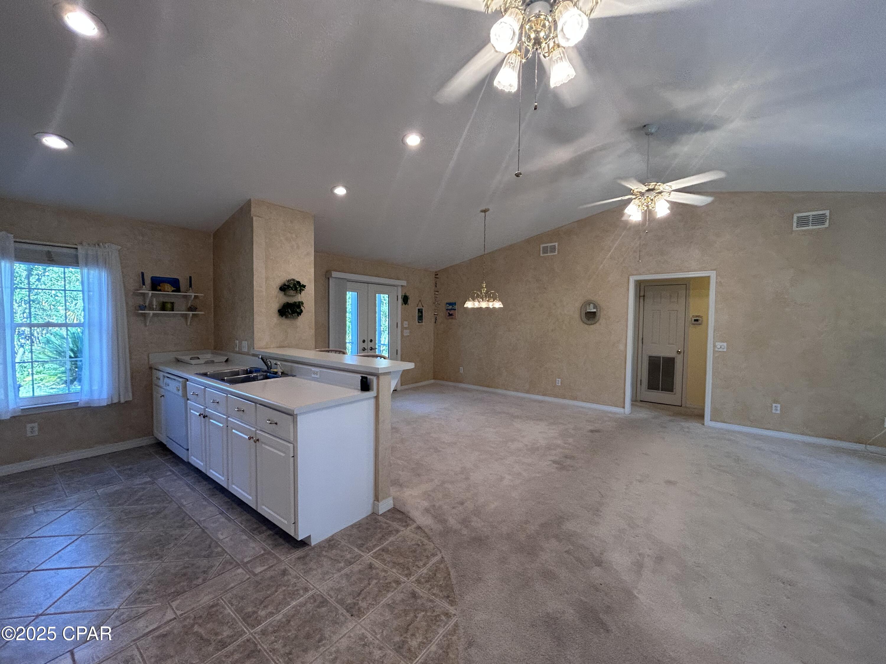 North Lagoon Oaks 8th Add - Residential