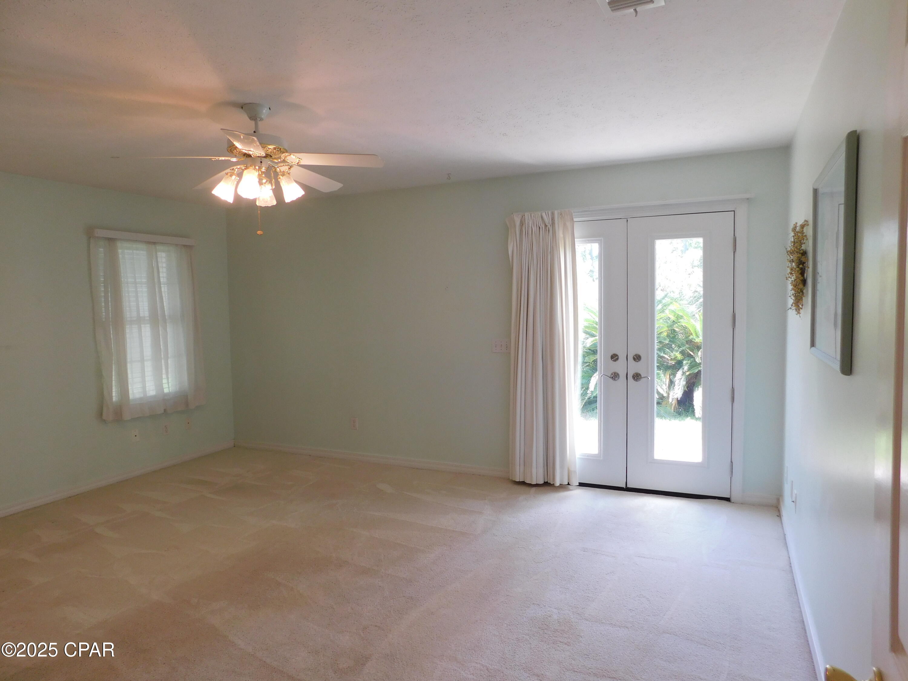 North Lagoon Oaks 8th Add - Residential