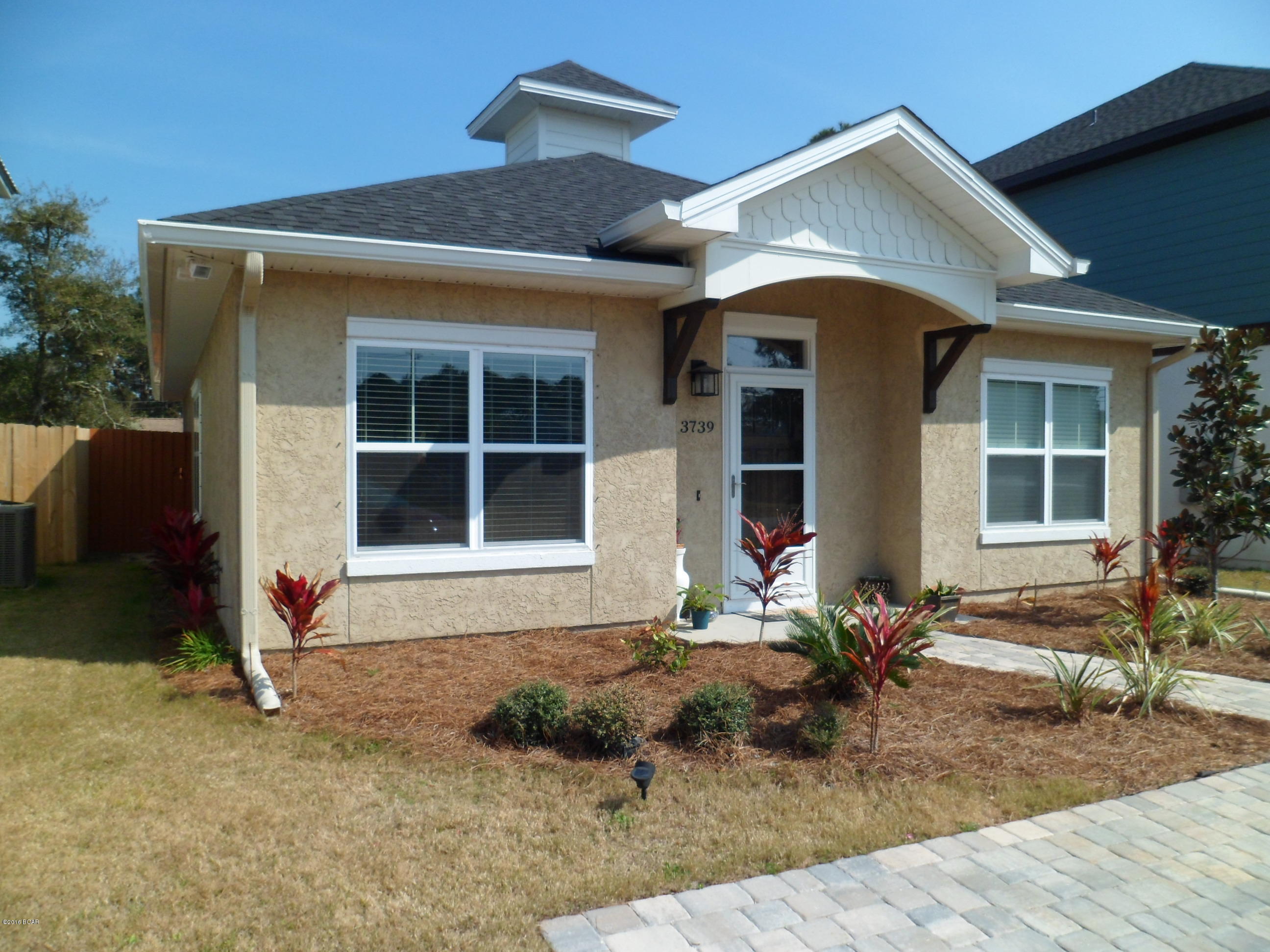 Hidden Lagoon - Residential