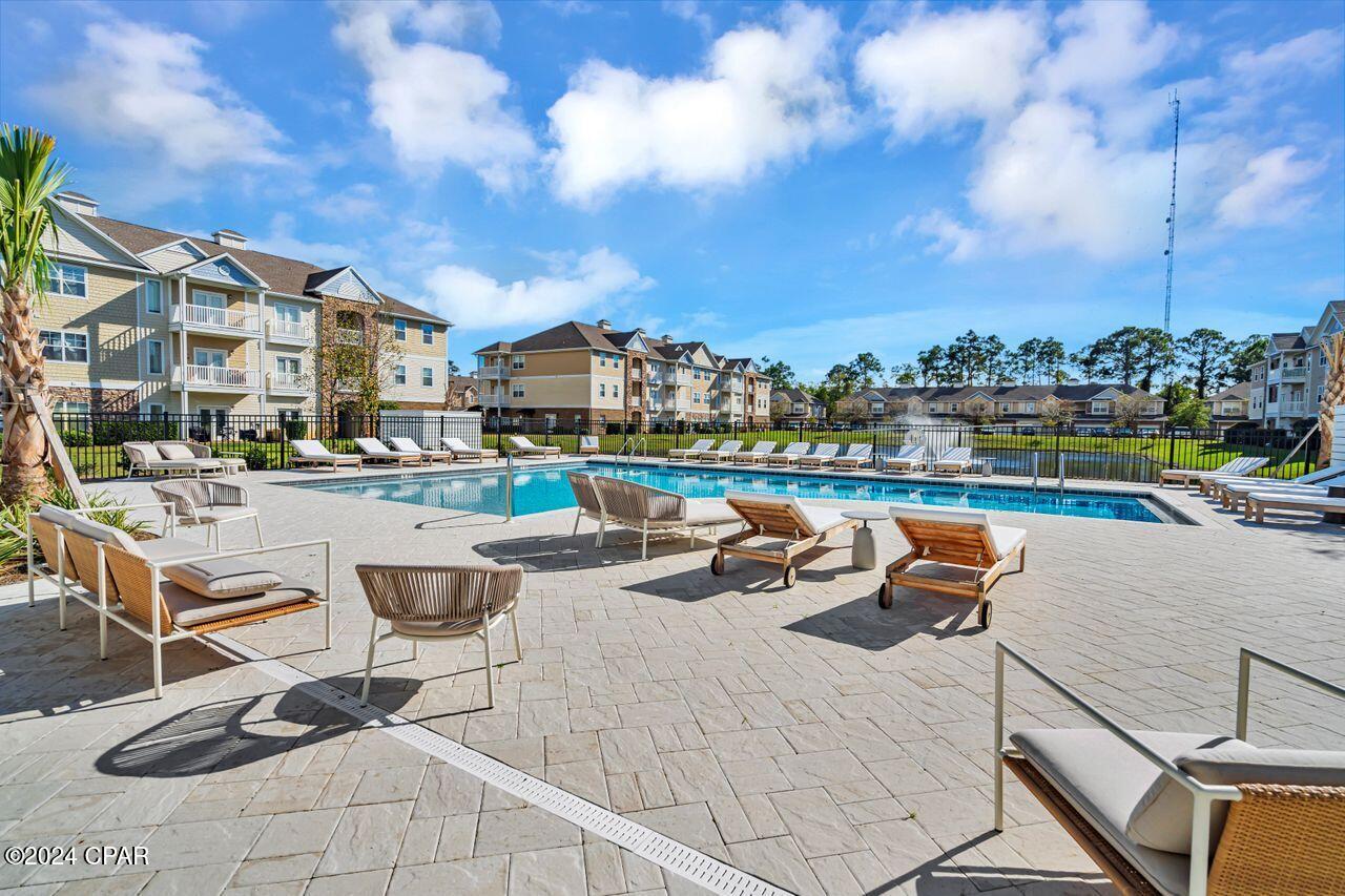 Emerald Park Condominium - Residential