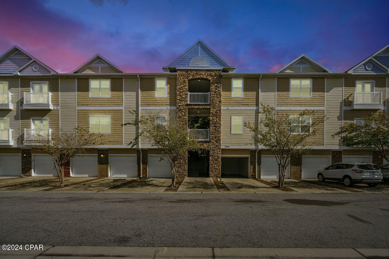 Emerald Park Condominium - Residential