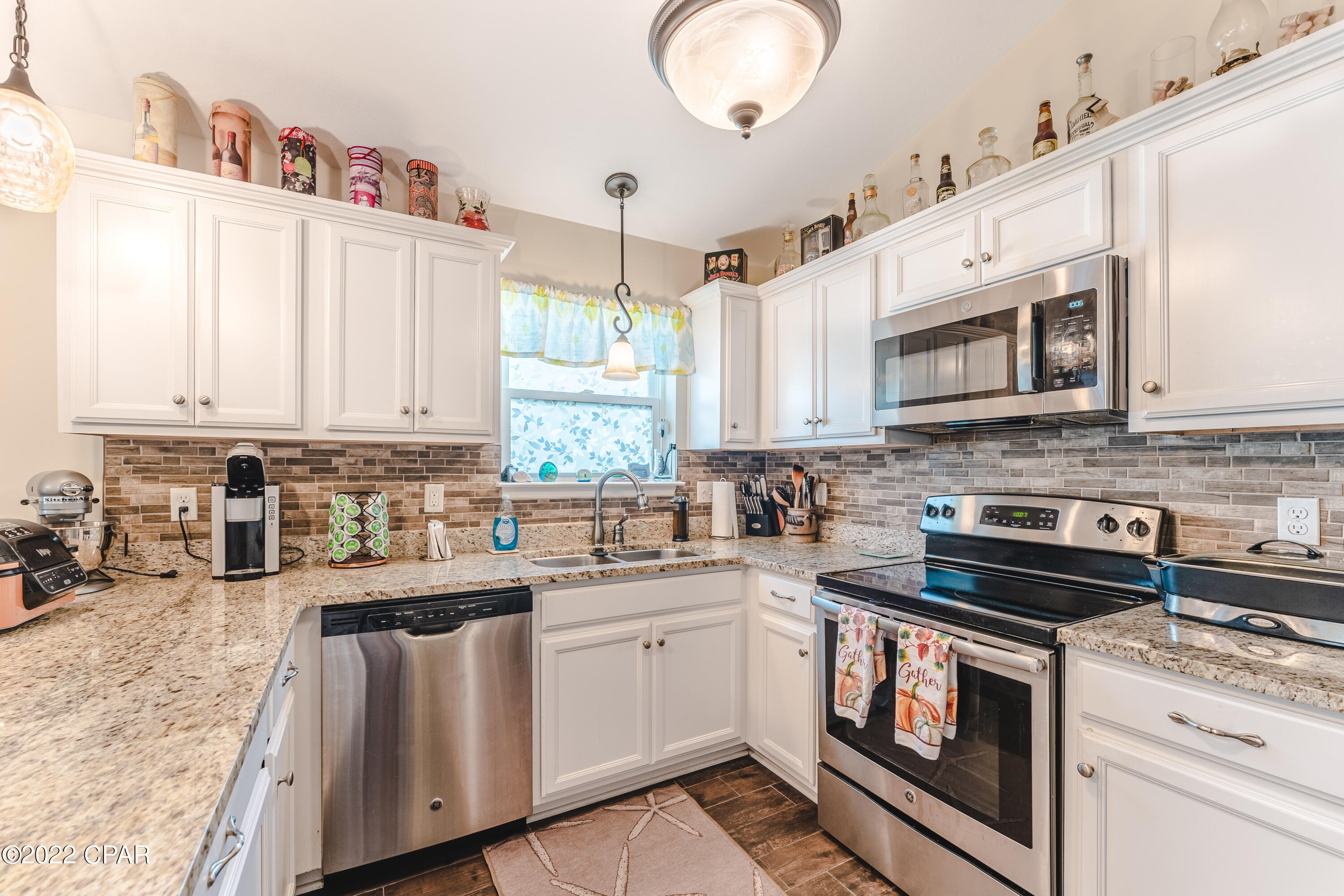 Beacon By The Sea - Residential