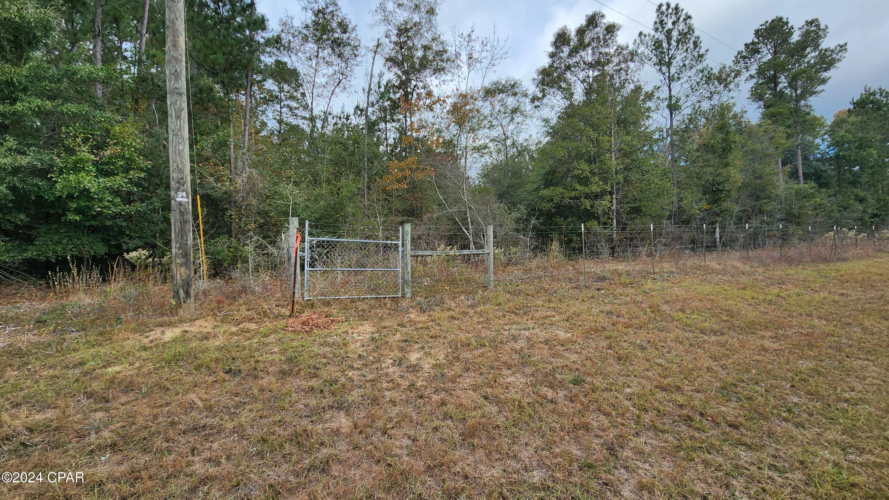 [No Recorded Subdiv] - Land