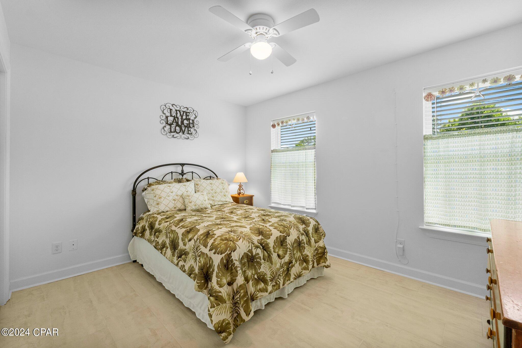 Pines 5th Add - Residential