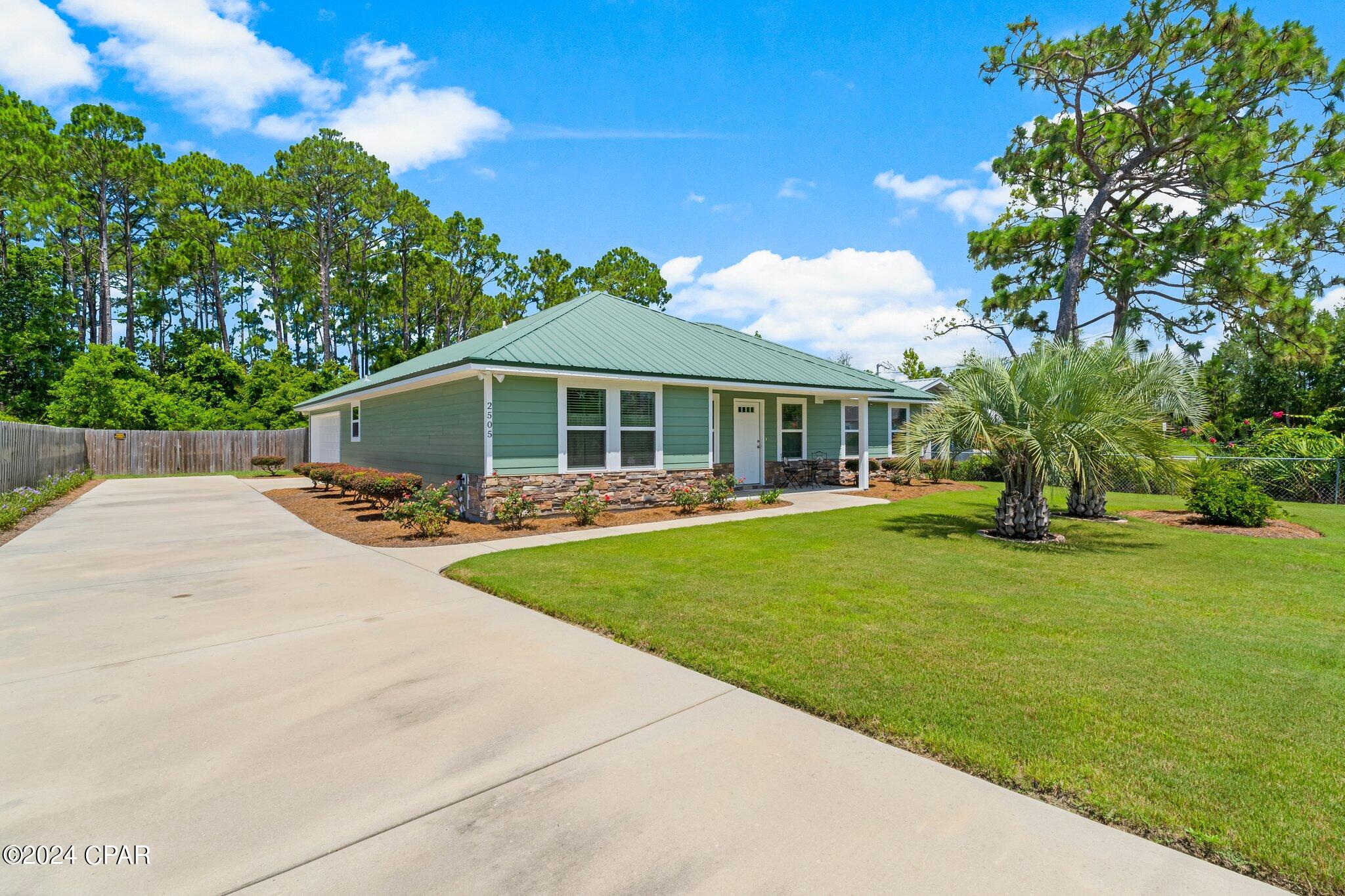 Pines 5th Add - Residential