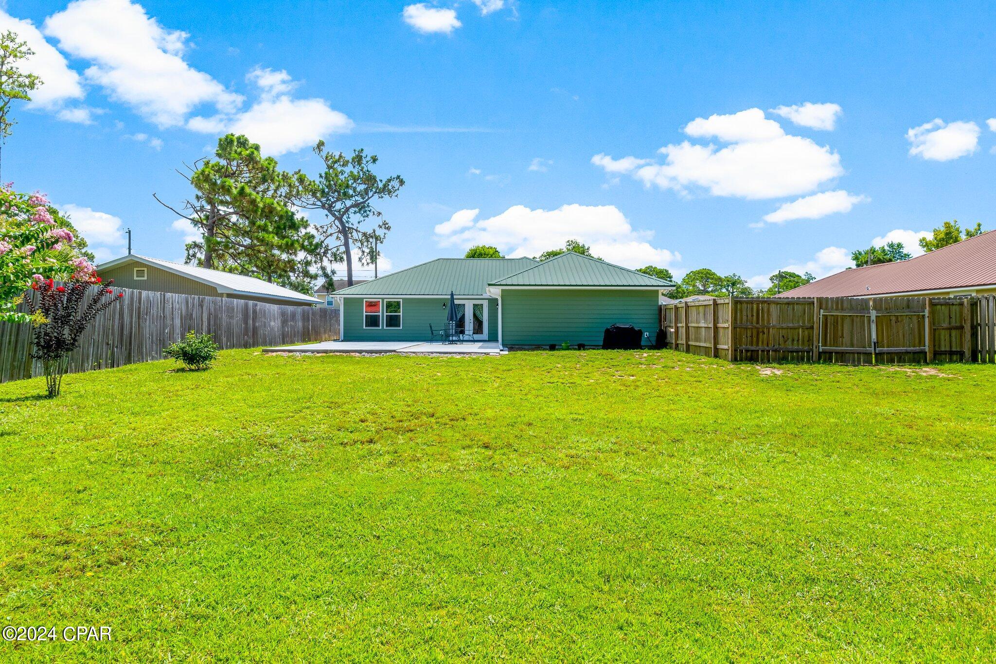 Pines 5th Add - Residential