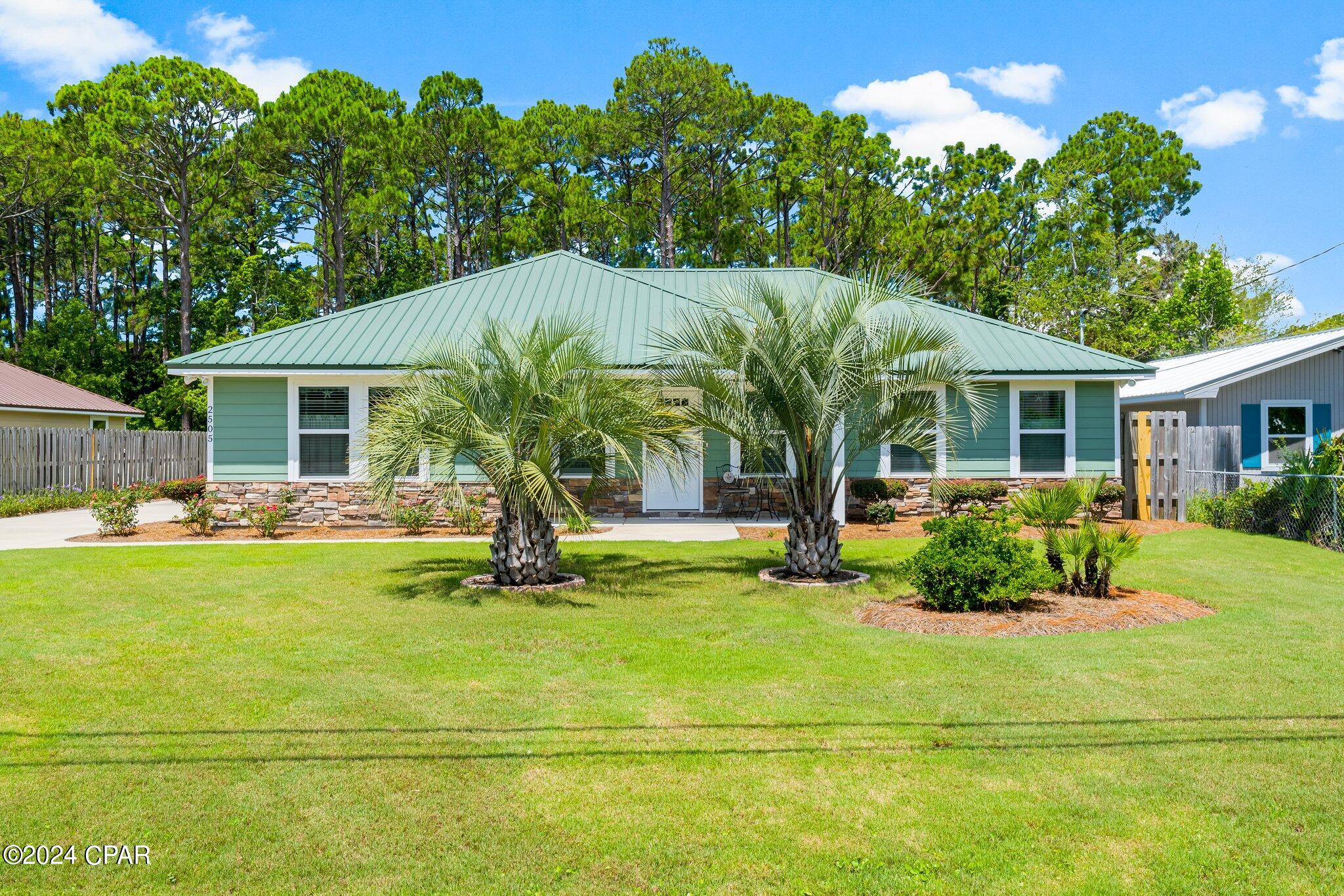 Pines 5th Add - Residential