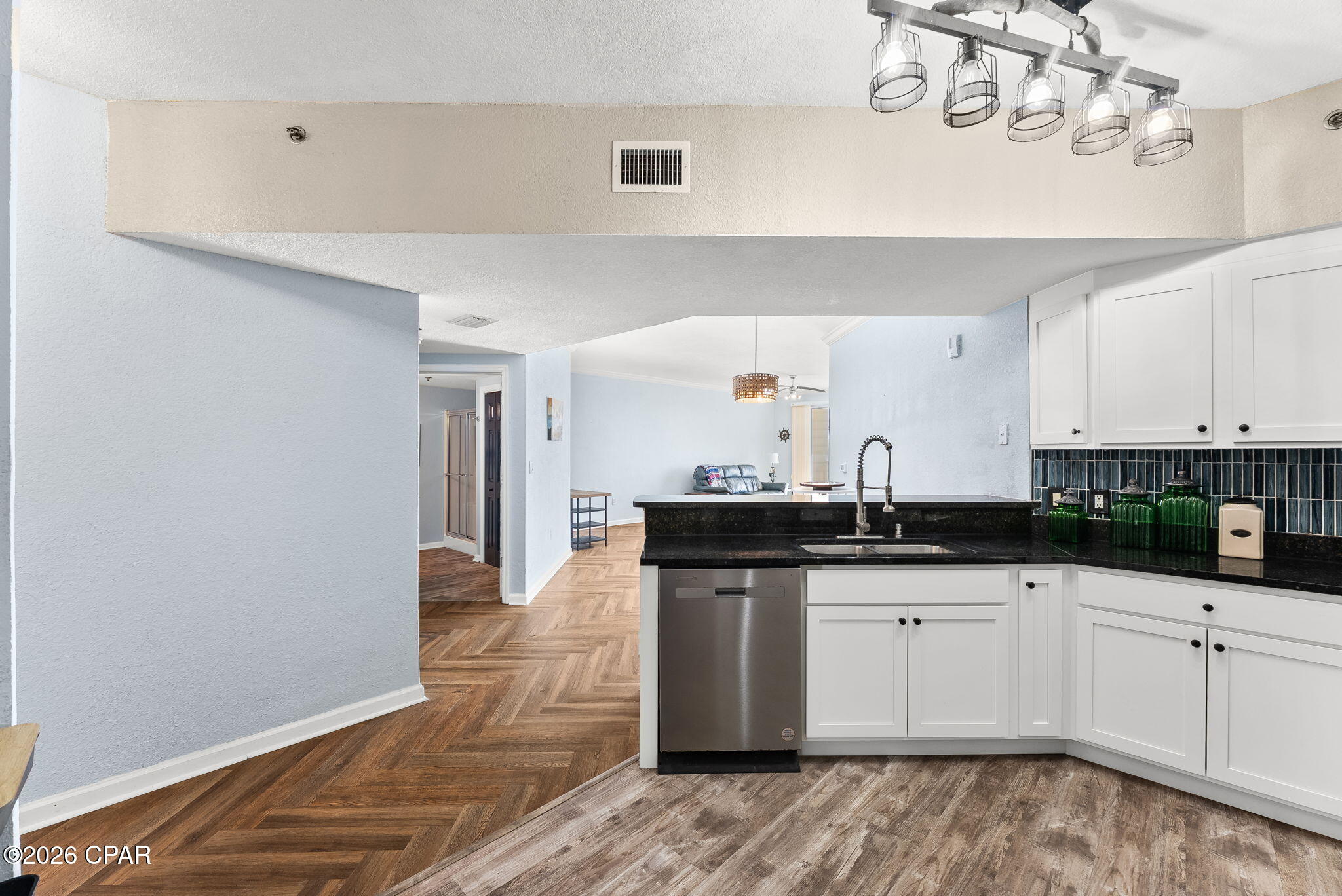 Hibiscus By The Bay - Residential