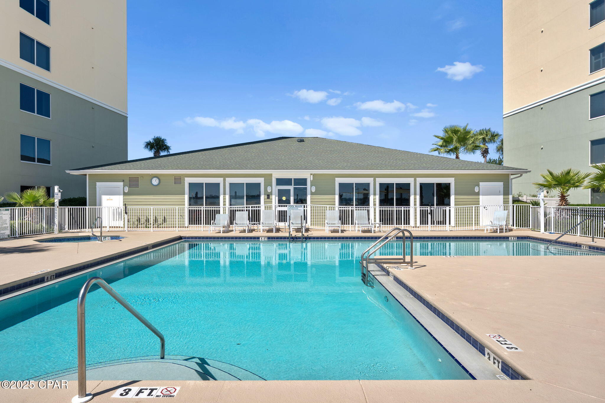 Hibiscus By The Bay - Residential