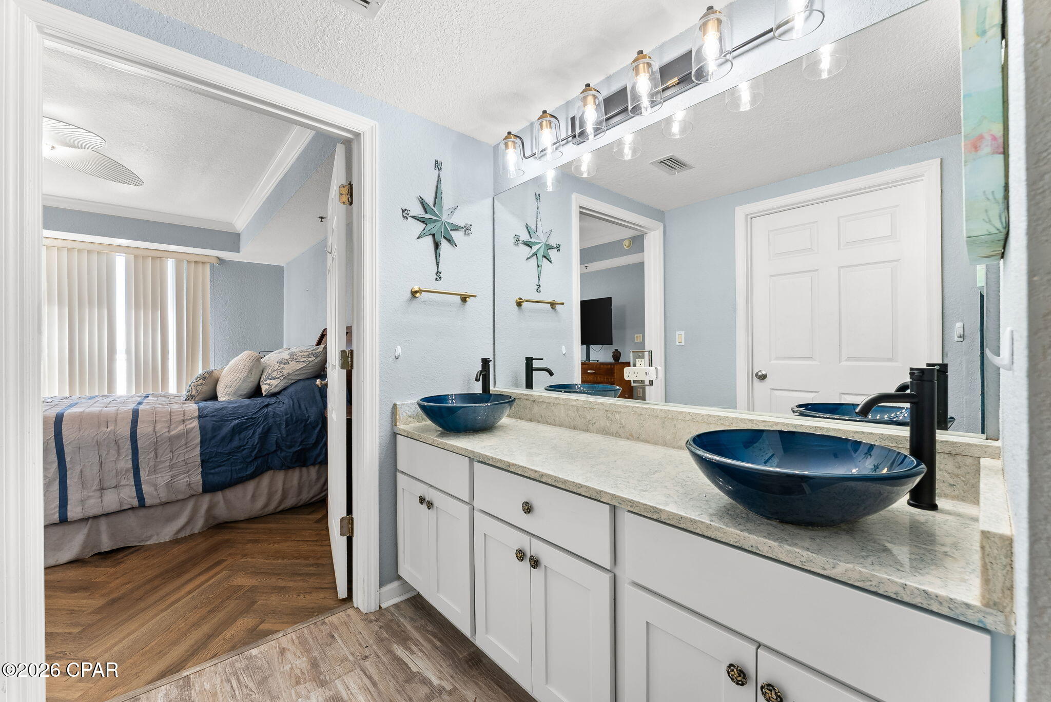 Hibiscus By The Bay - Residential