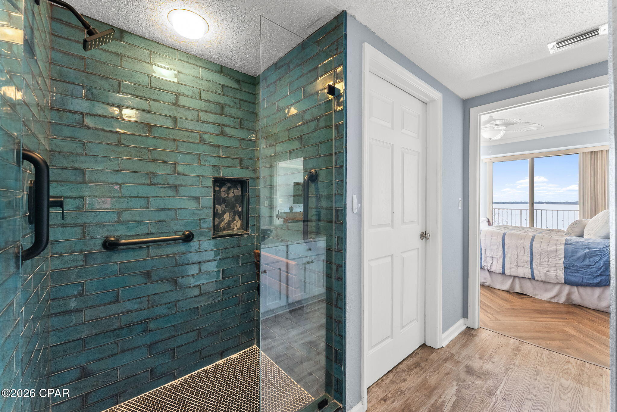 Hibiscus By The Bay - Residential