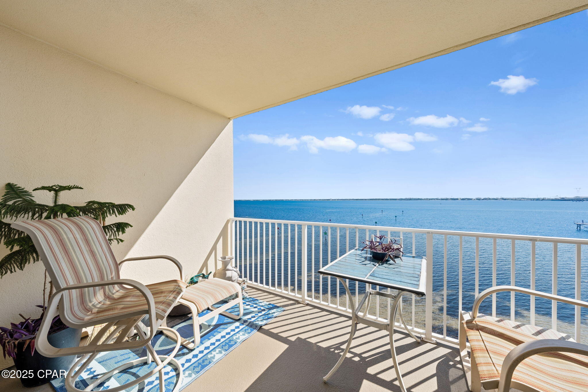 Hibiscus By The Bay - Residential