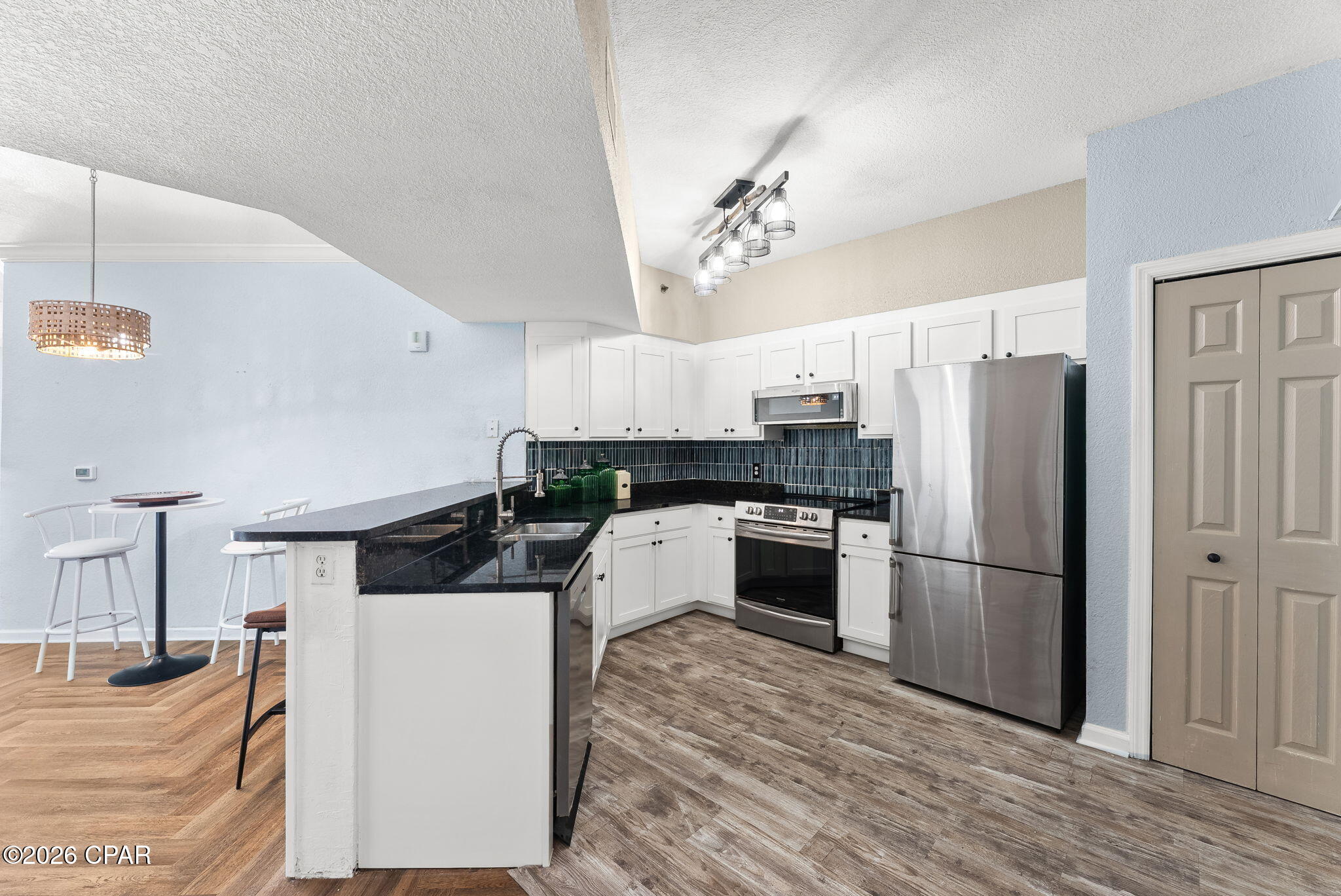 Hibiscus By The Bay - Residential