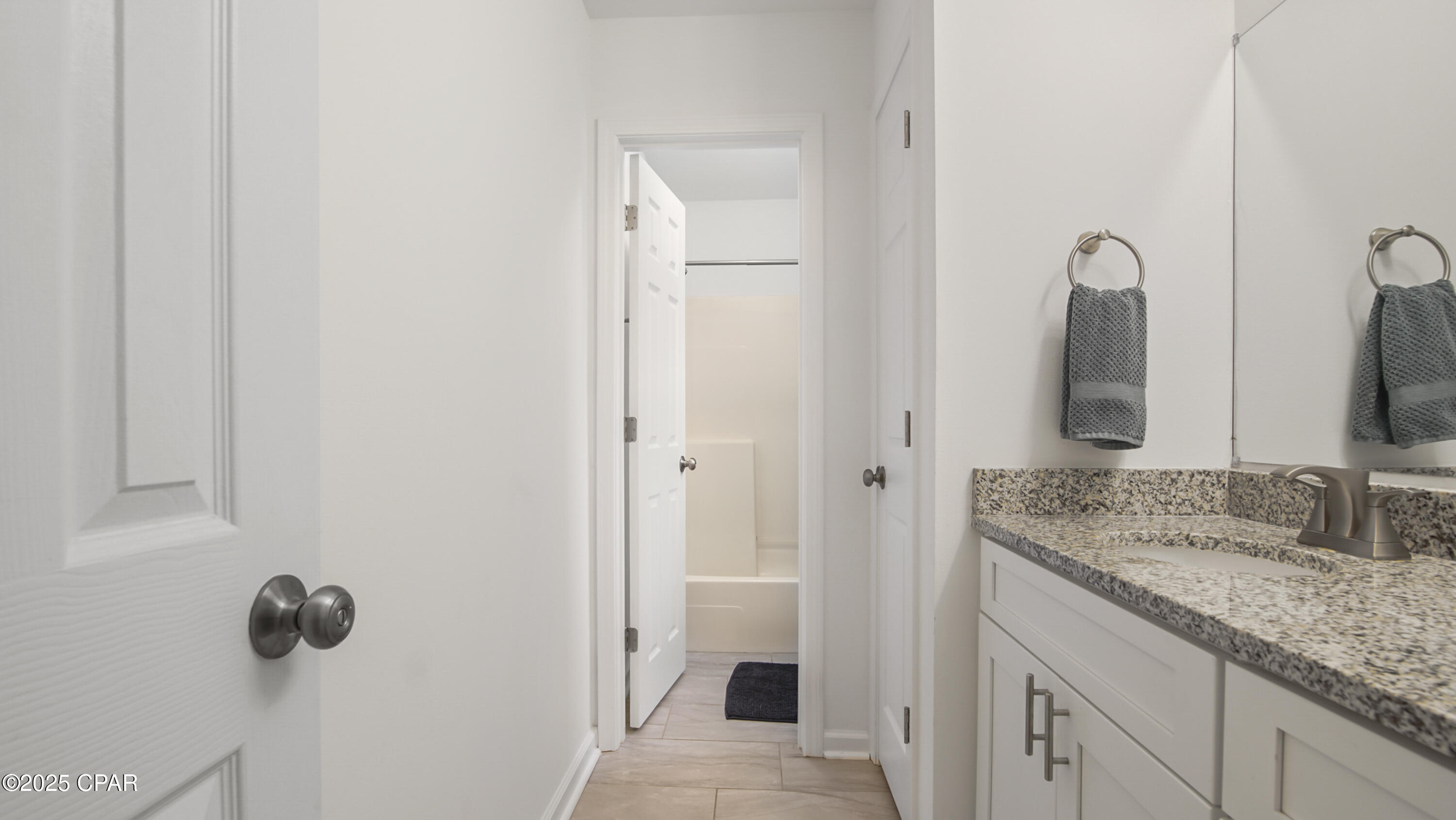 [No Recorded Subdiv] - Residential Lease