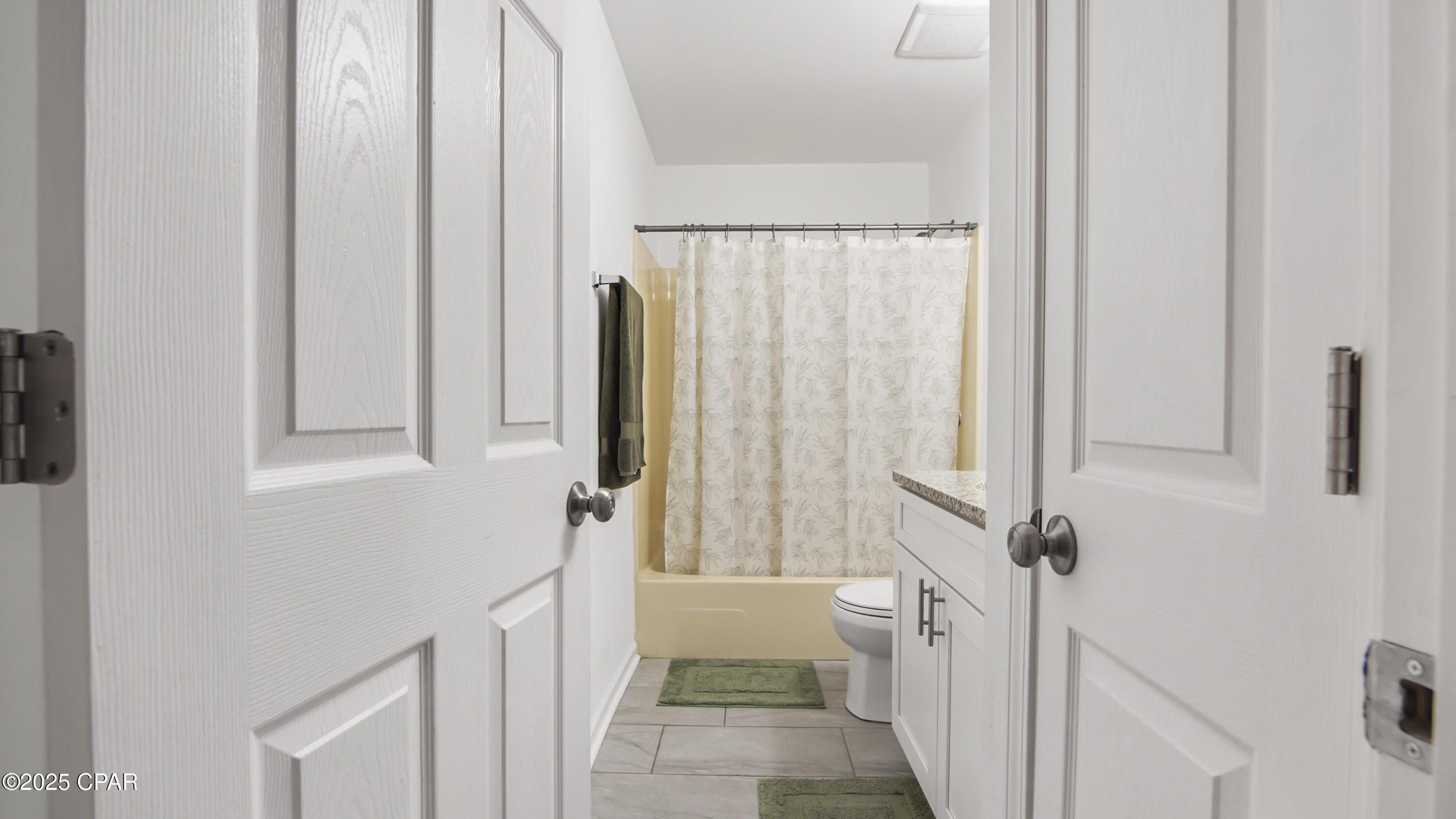 [No Recorded Subdiv] - Residential Lease